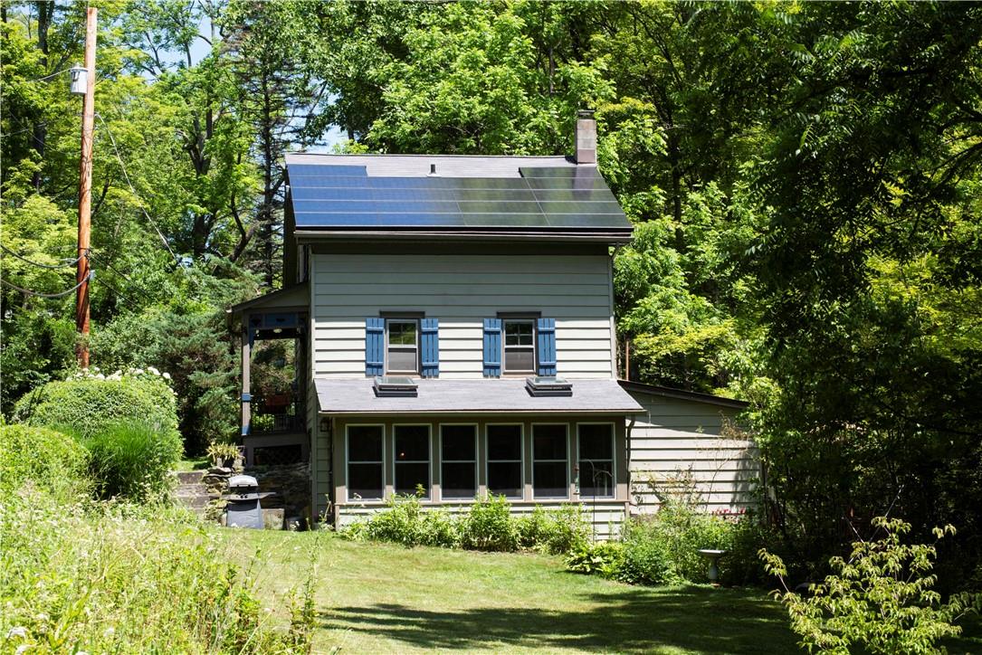 18 Schoolhouse Road