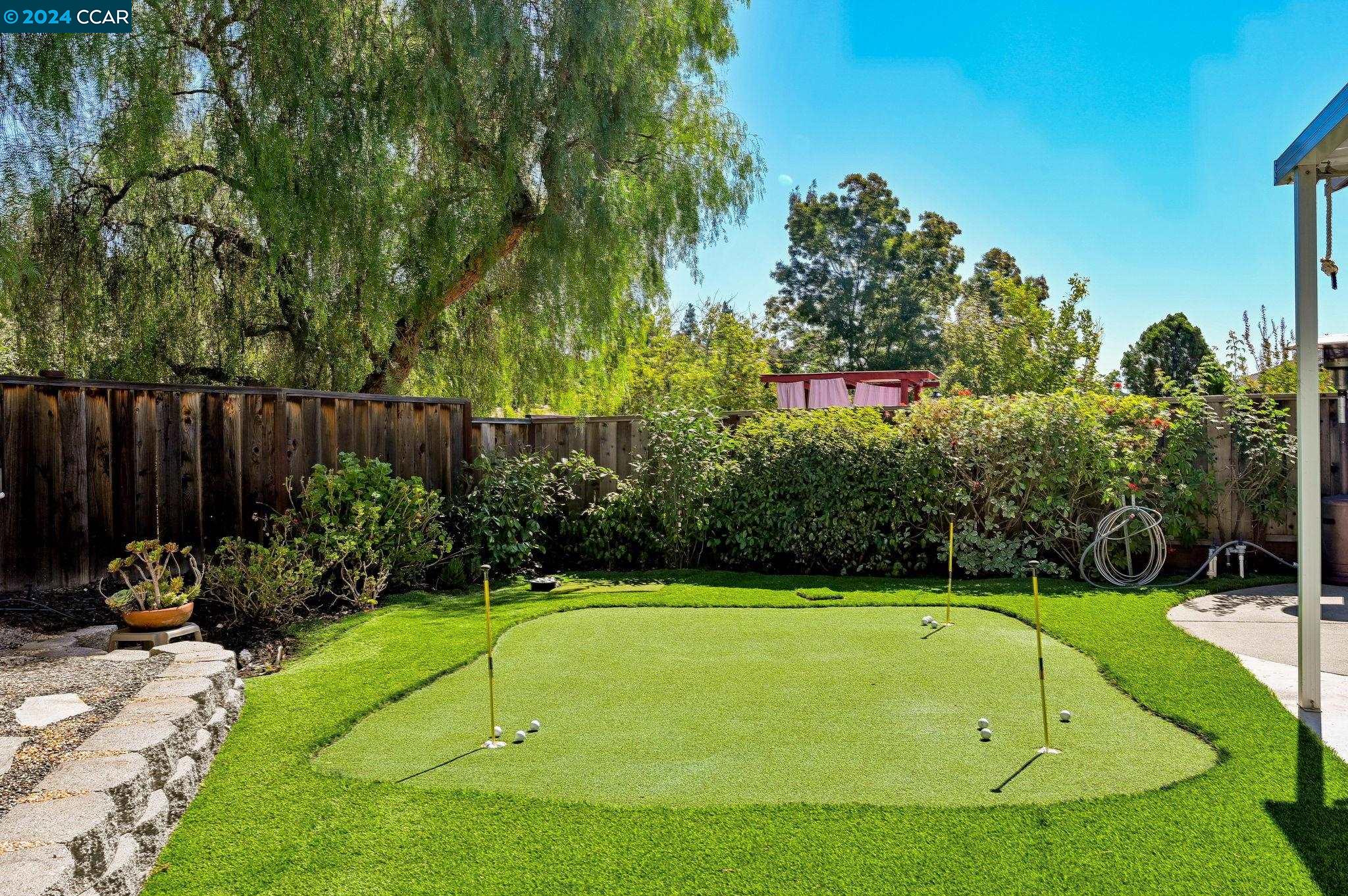 2235 Bridgeport Way