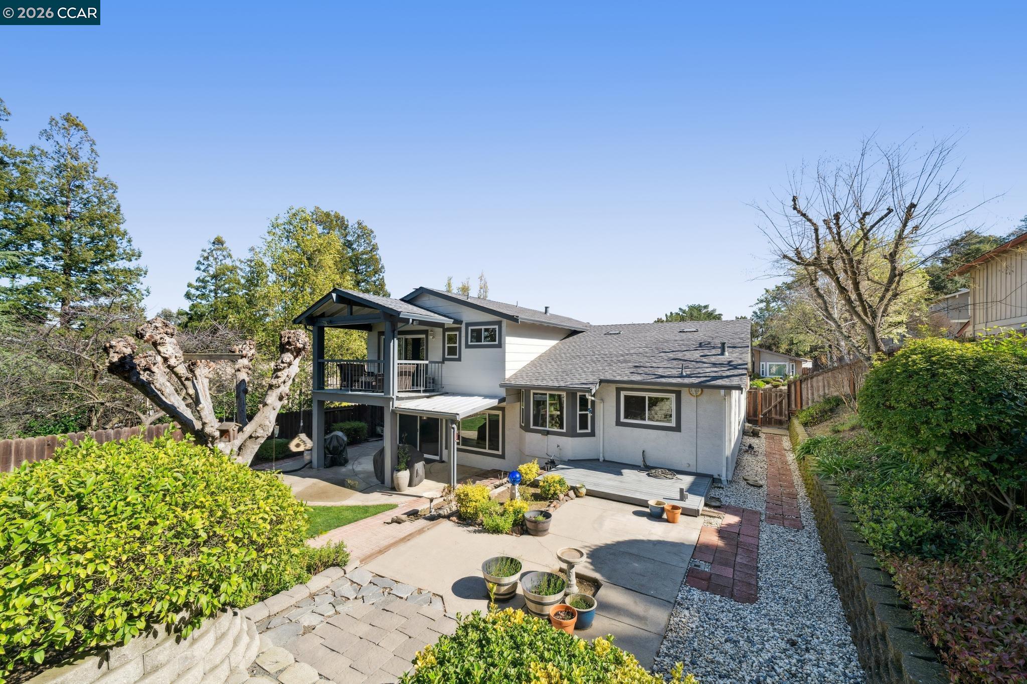 1014 Veterans Ct
