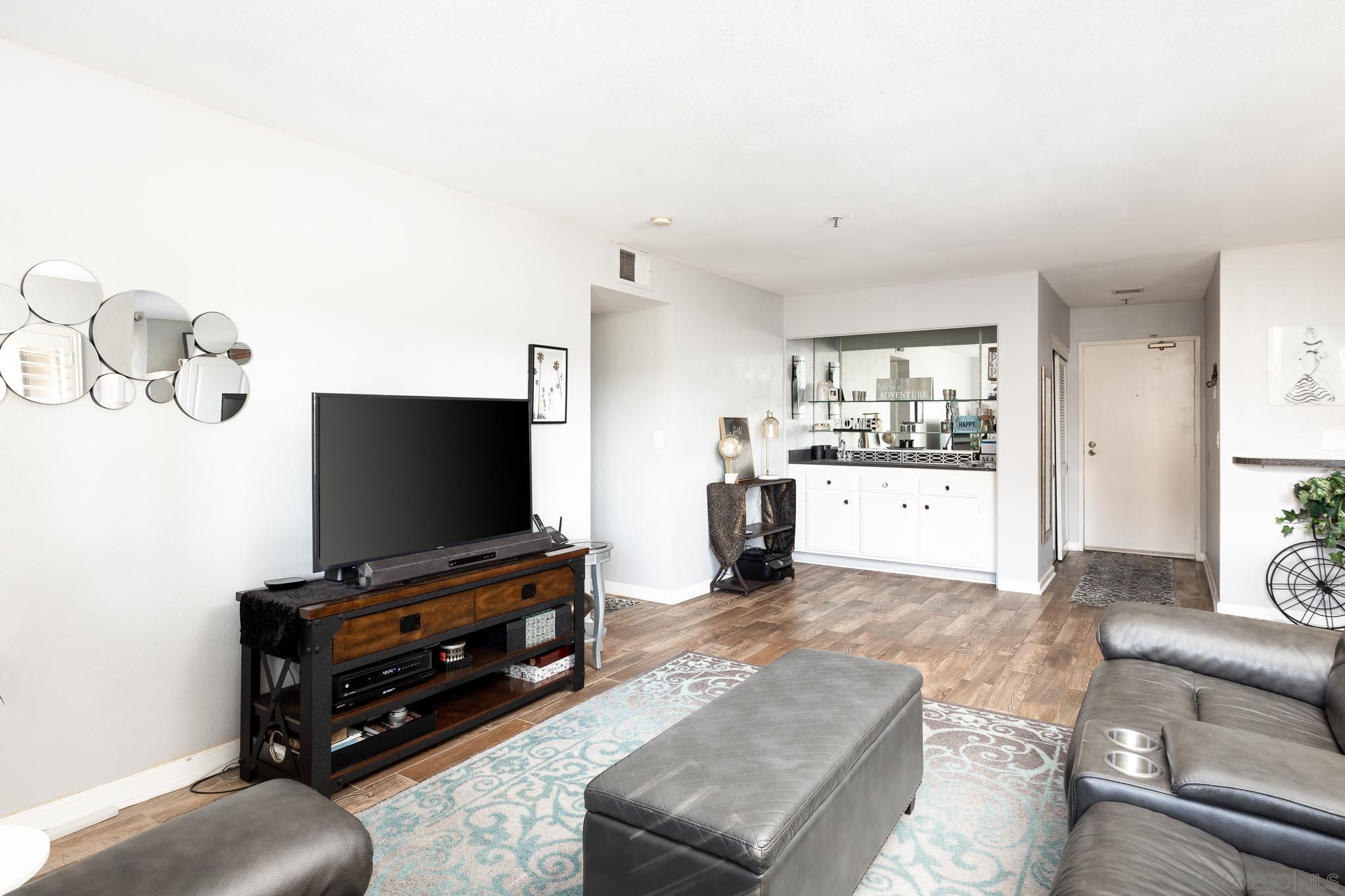 11255 Tierrasanta Blvd Unit: 101