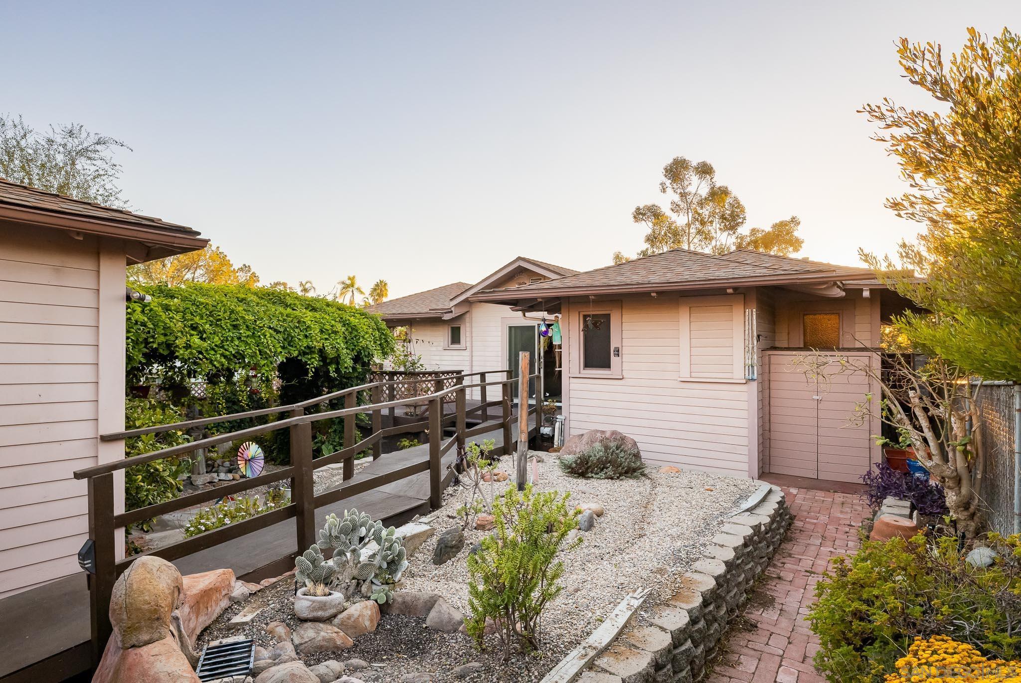 4567 New Hampshire St.