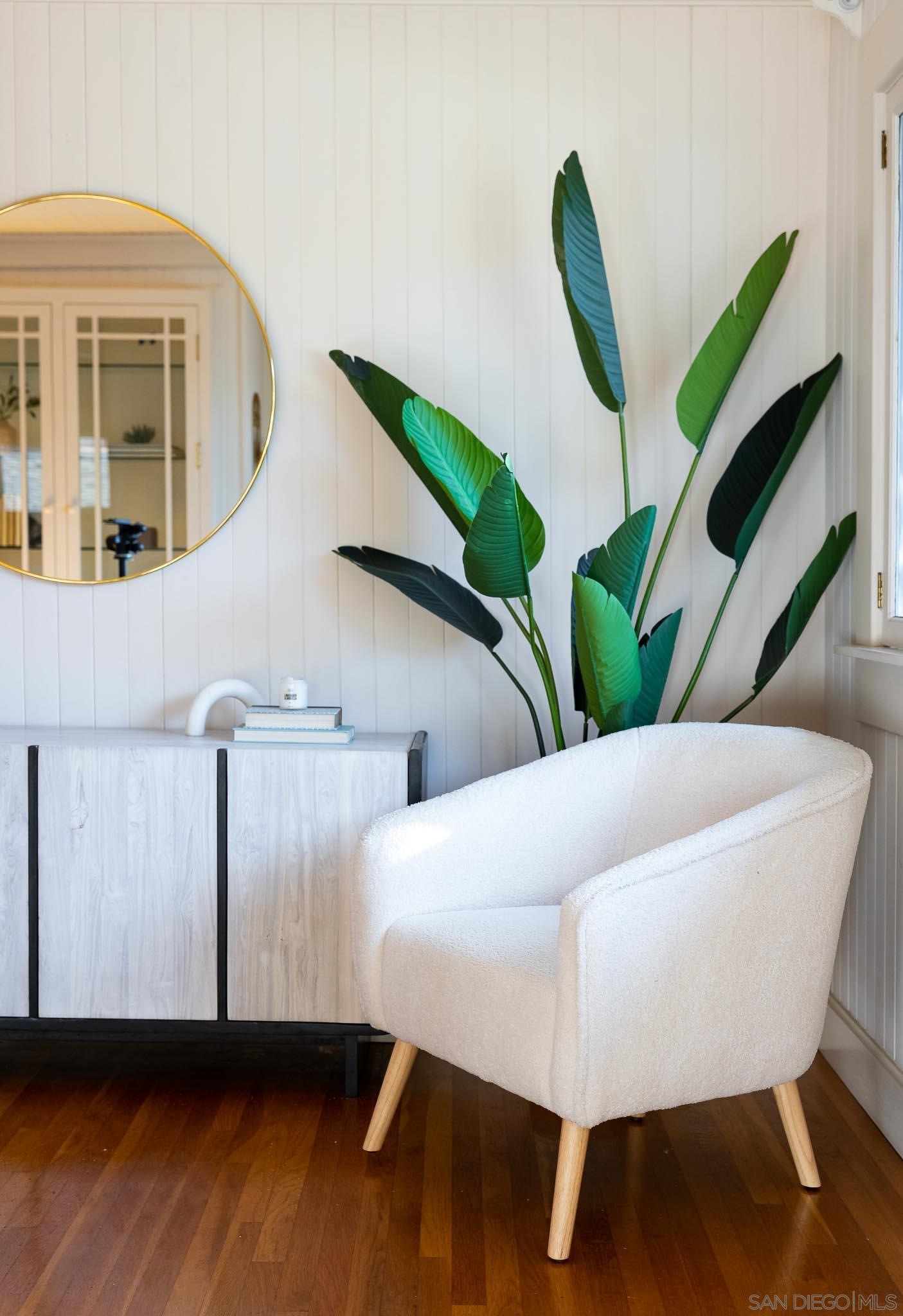 4567 New Hampshire St.