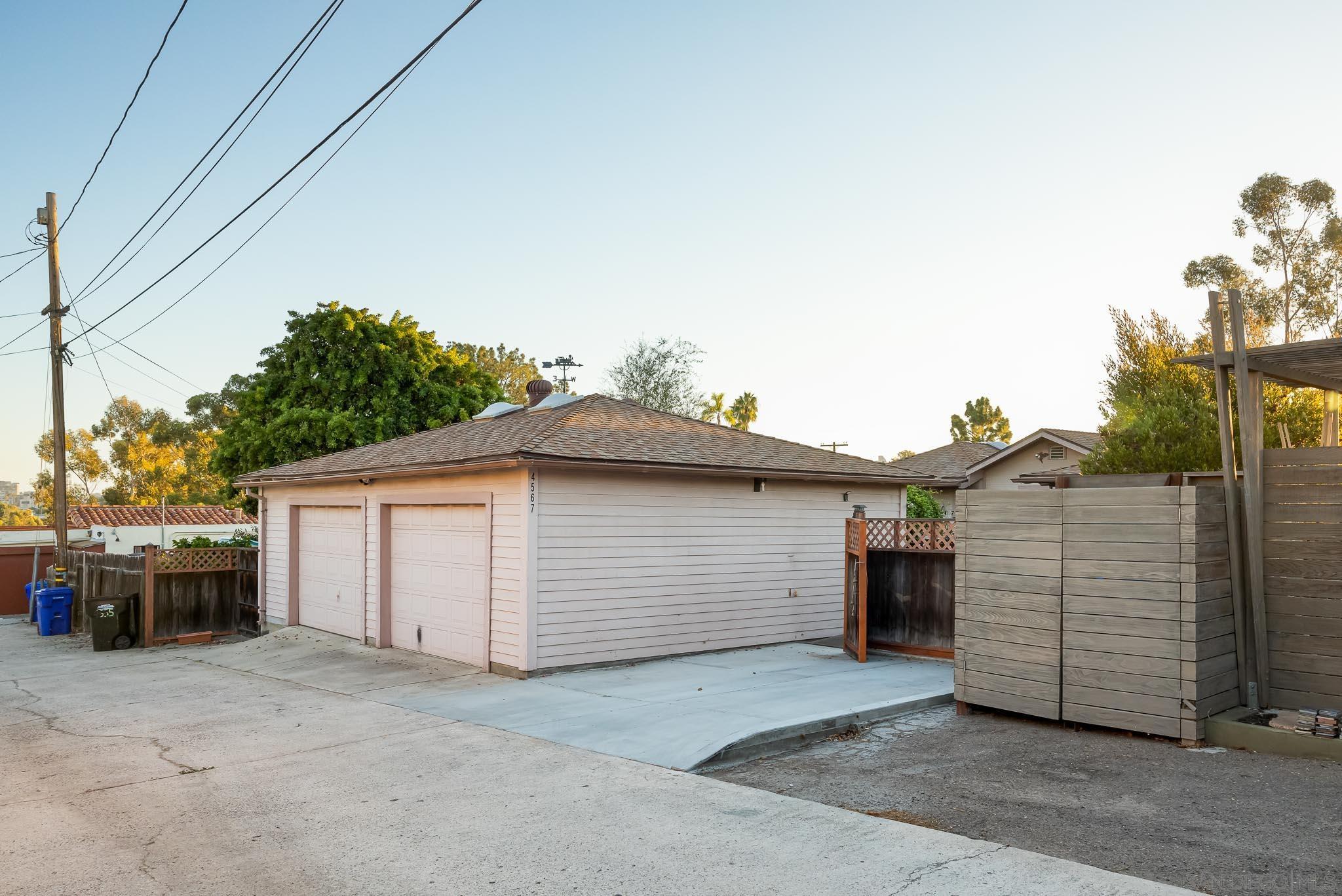 4567 New Hampshire St.