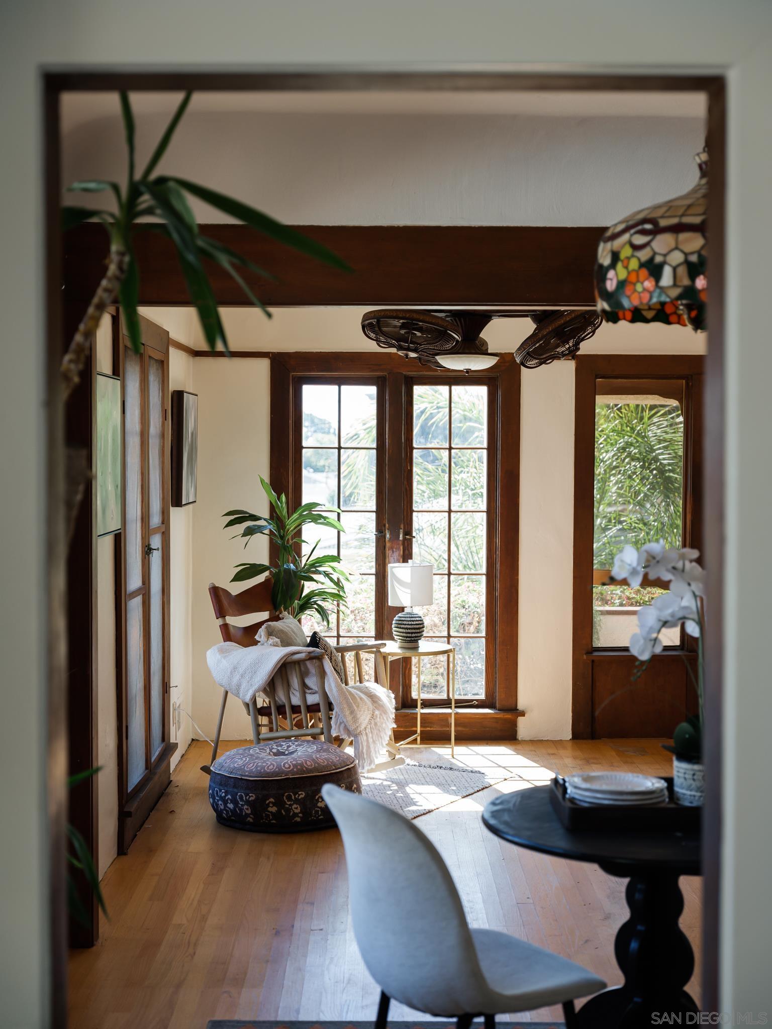 2432 Wightman Street