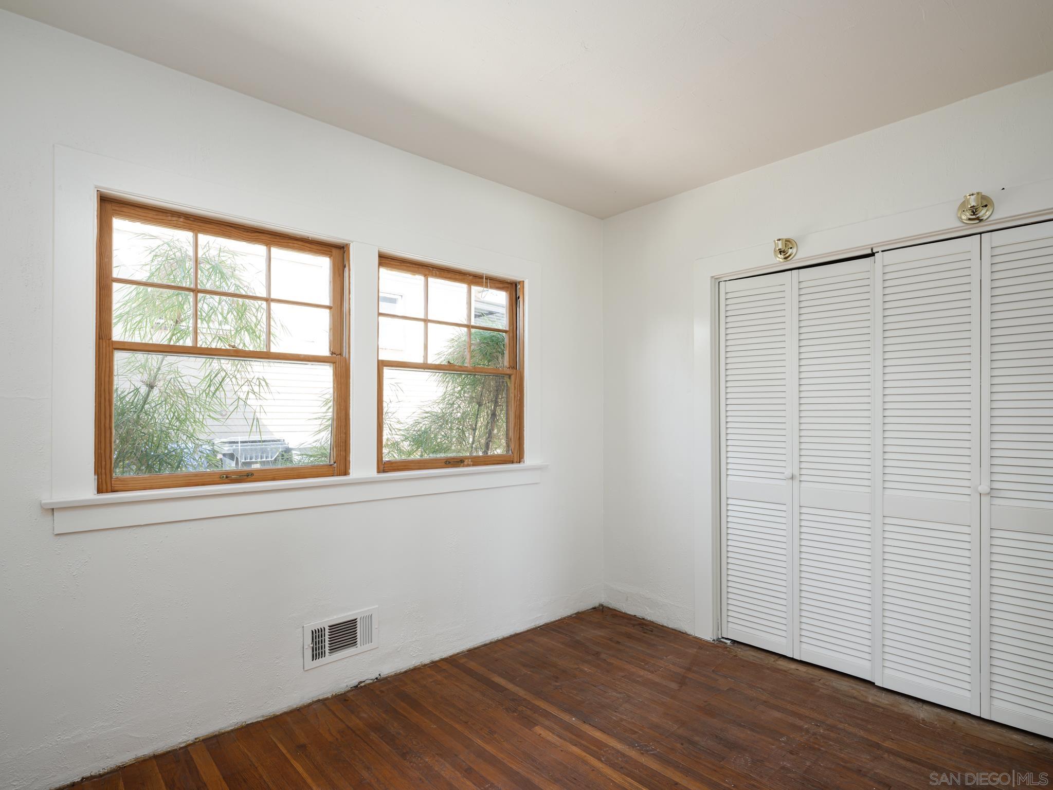 2432 Wightman Street