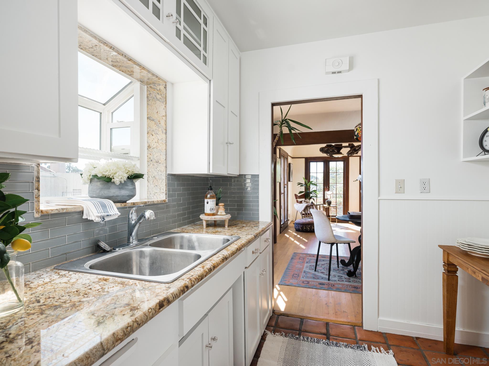 2432 Wightman Street