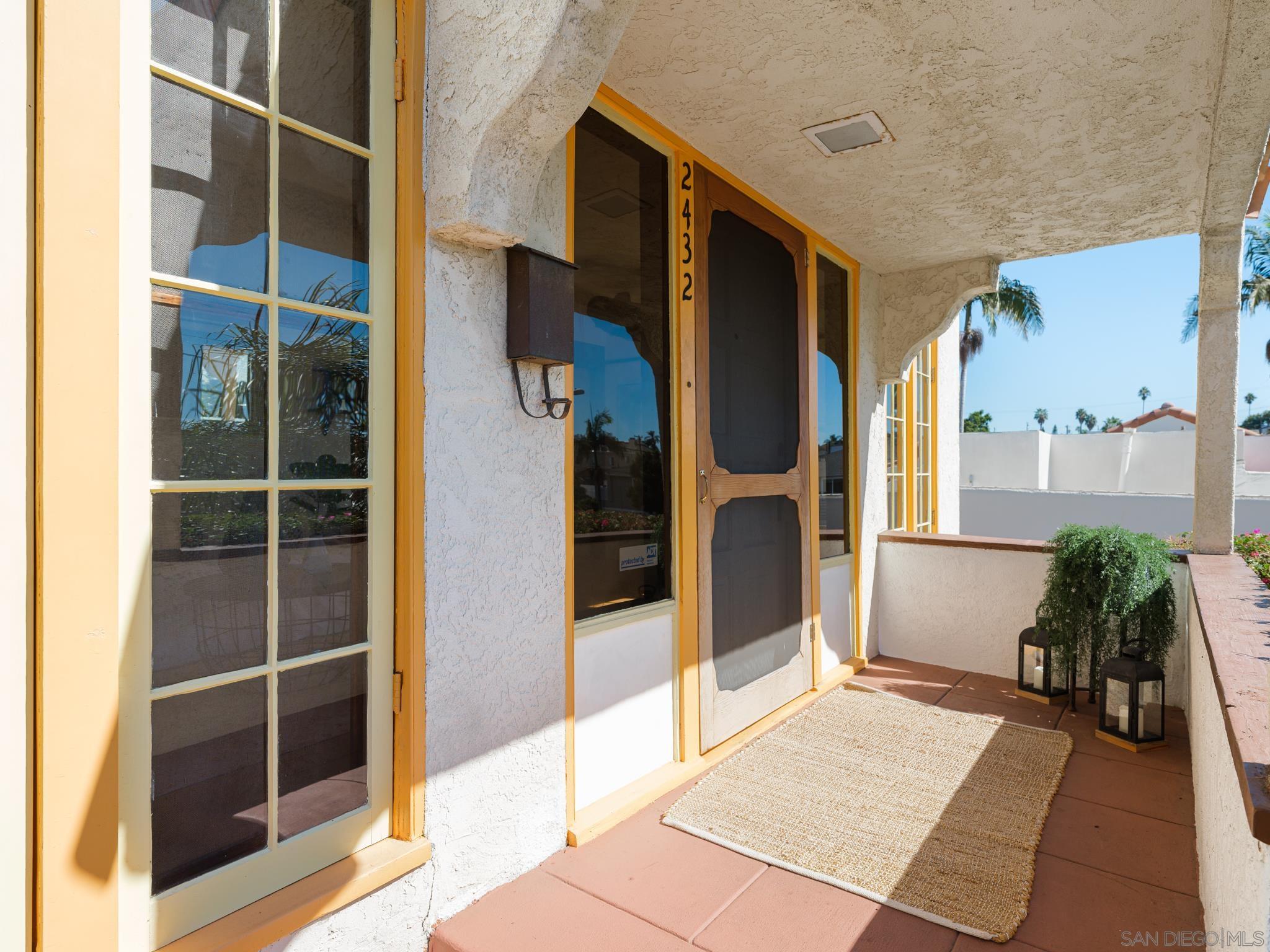 2432 Wightman Street