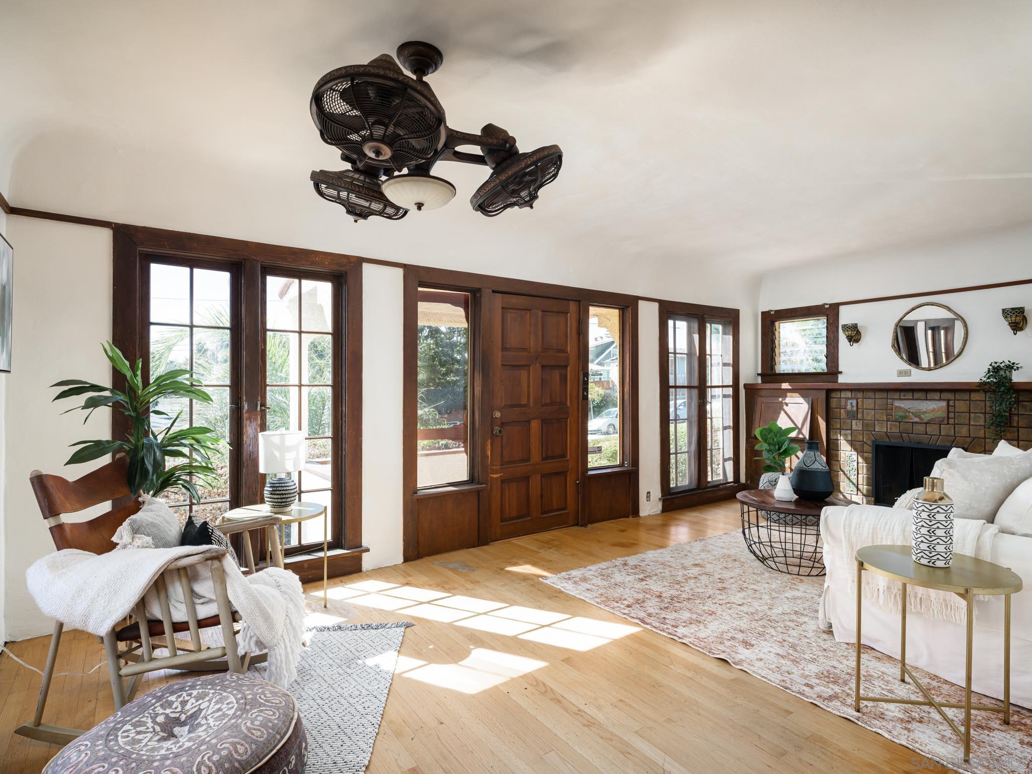 2432 Wightman Street