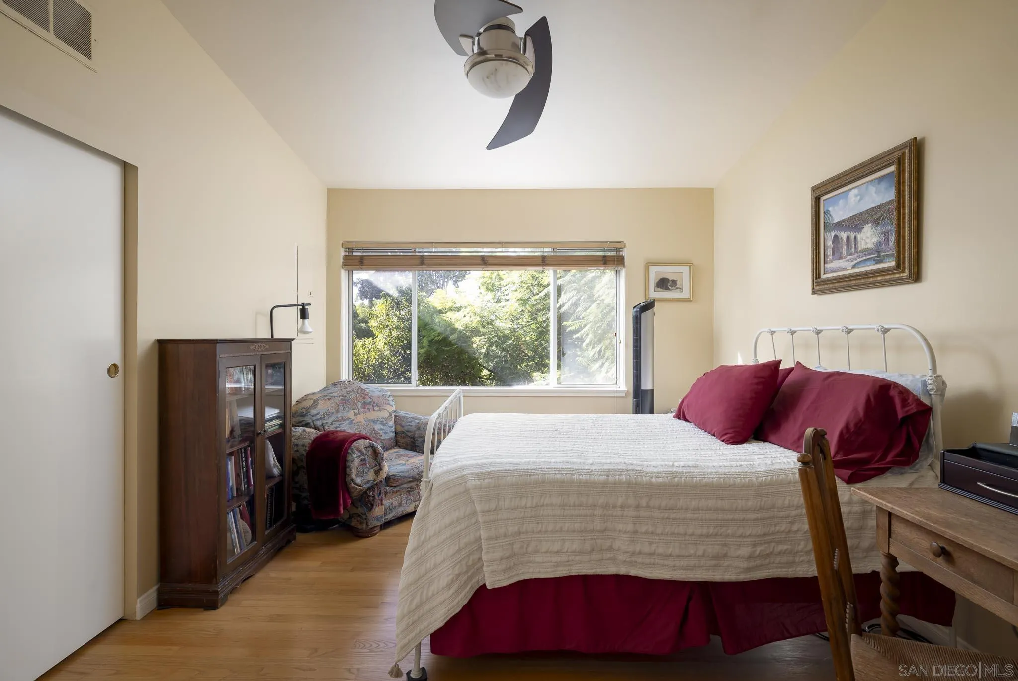 8050 Fairview Avenue