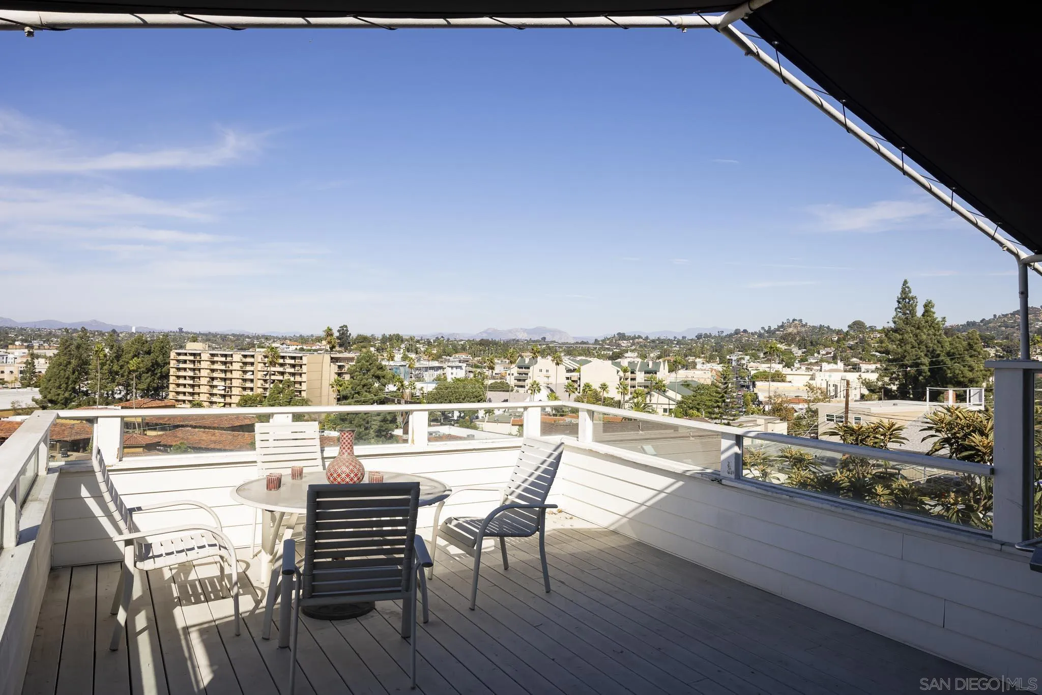 8050 Fairview Avenue