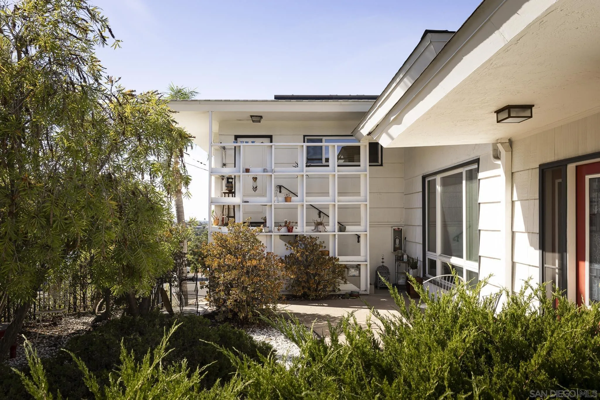 8050 Fairview Avenue