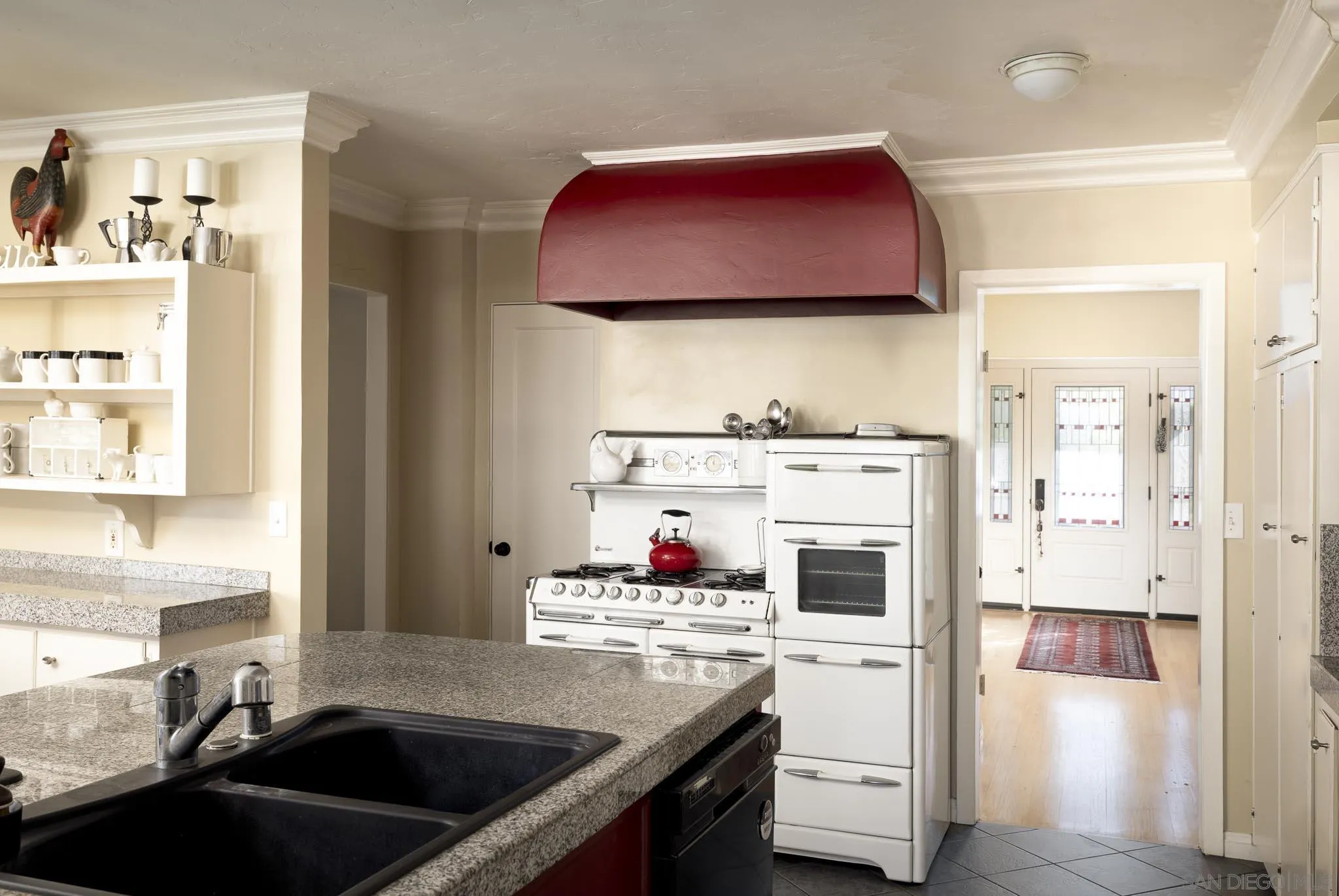 8050 Fairview Avenue