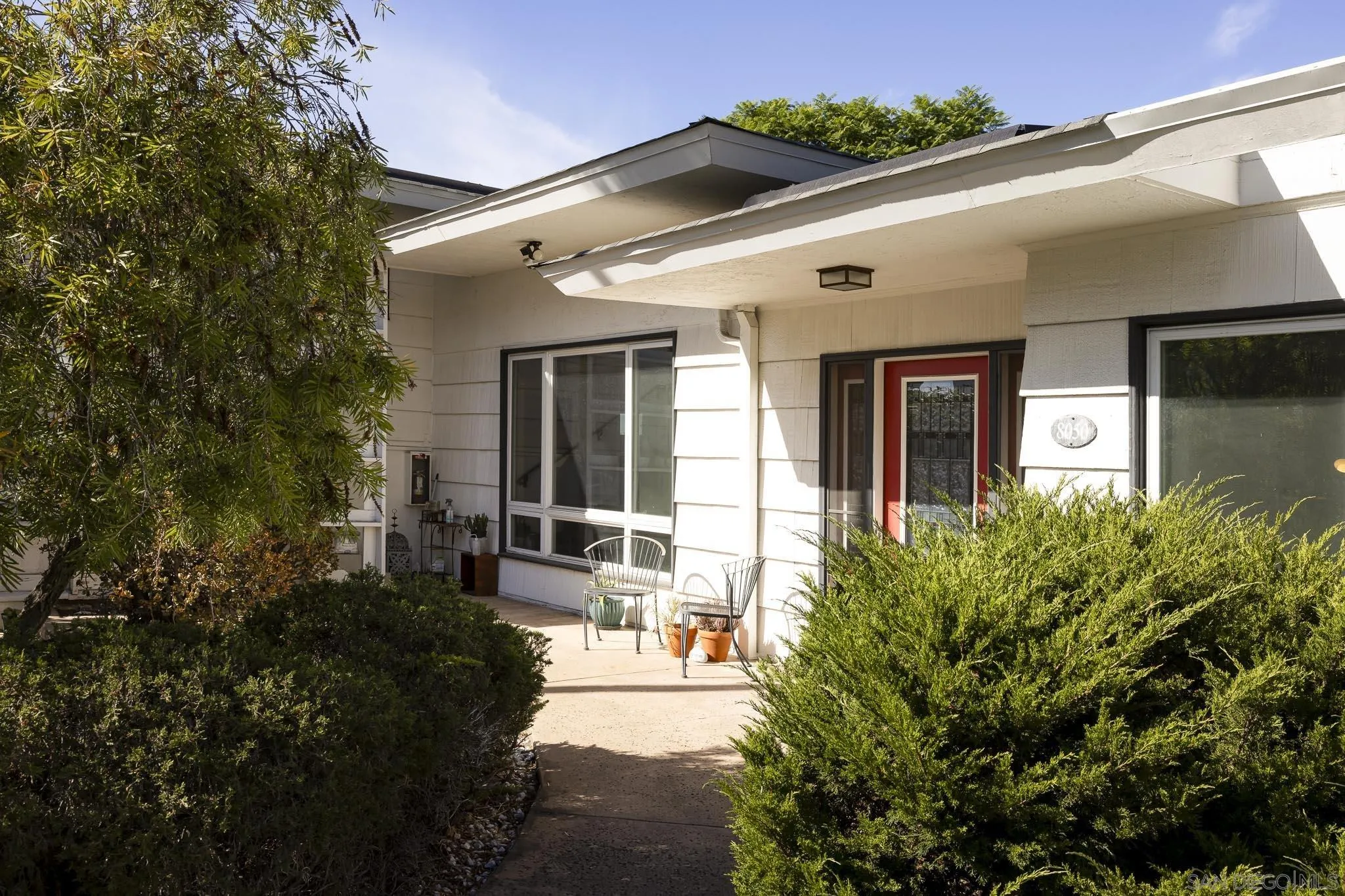 8050 Fairview Avenue