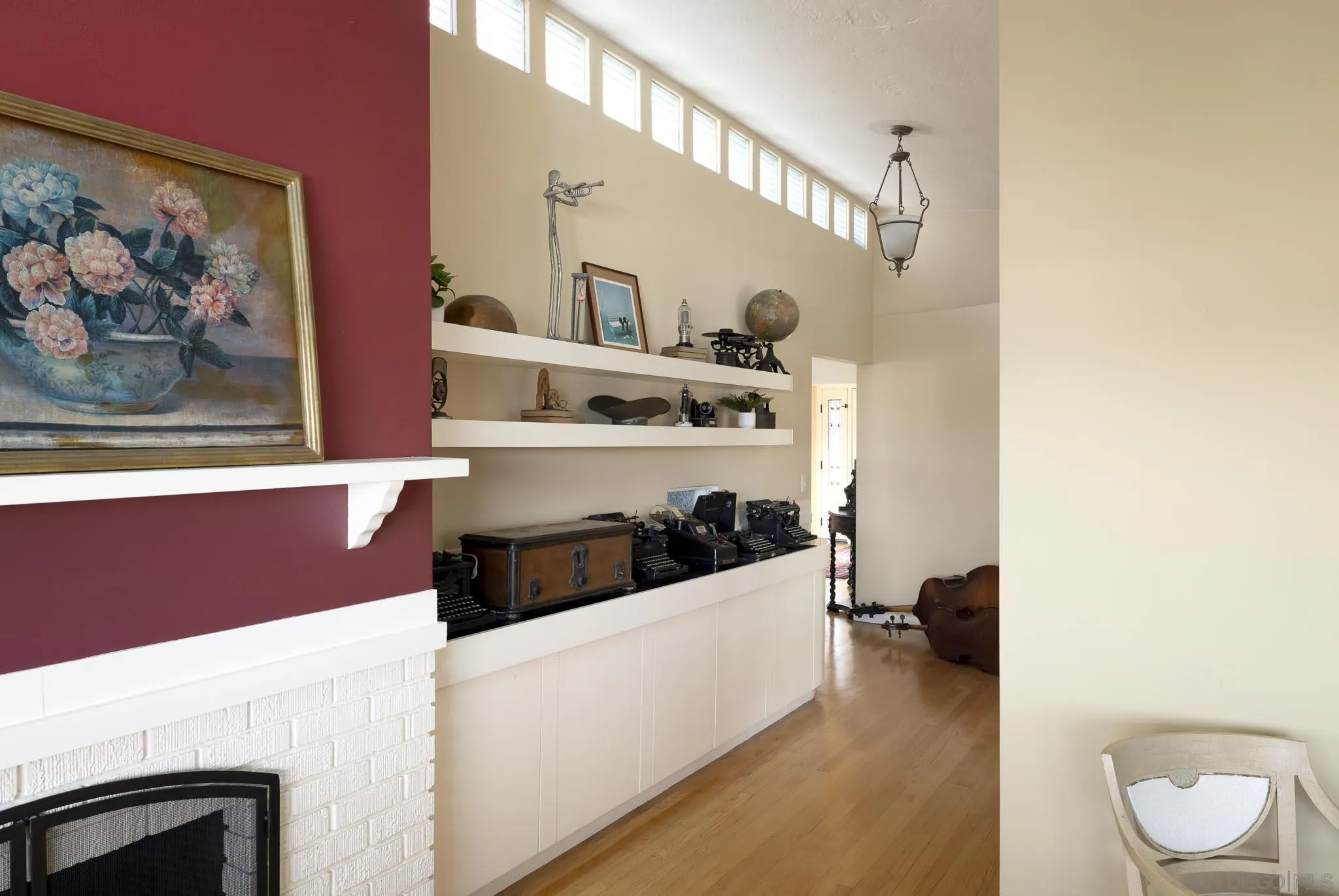 8050 Fairview Avenue