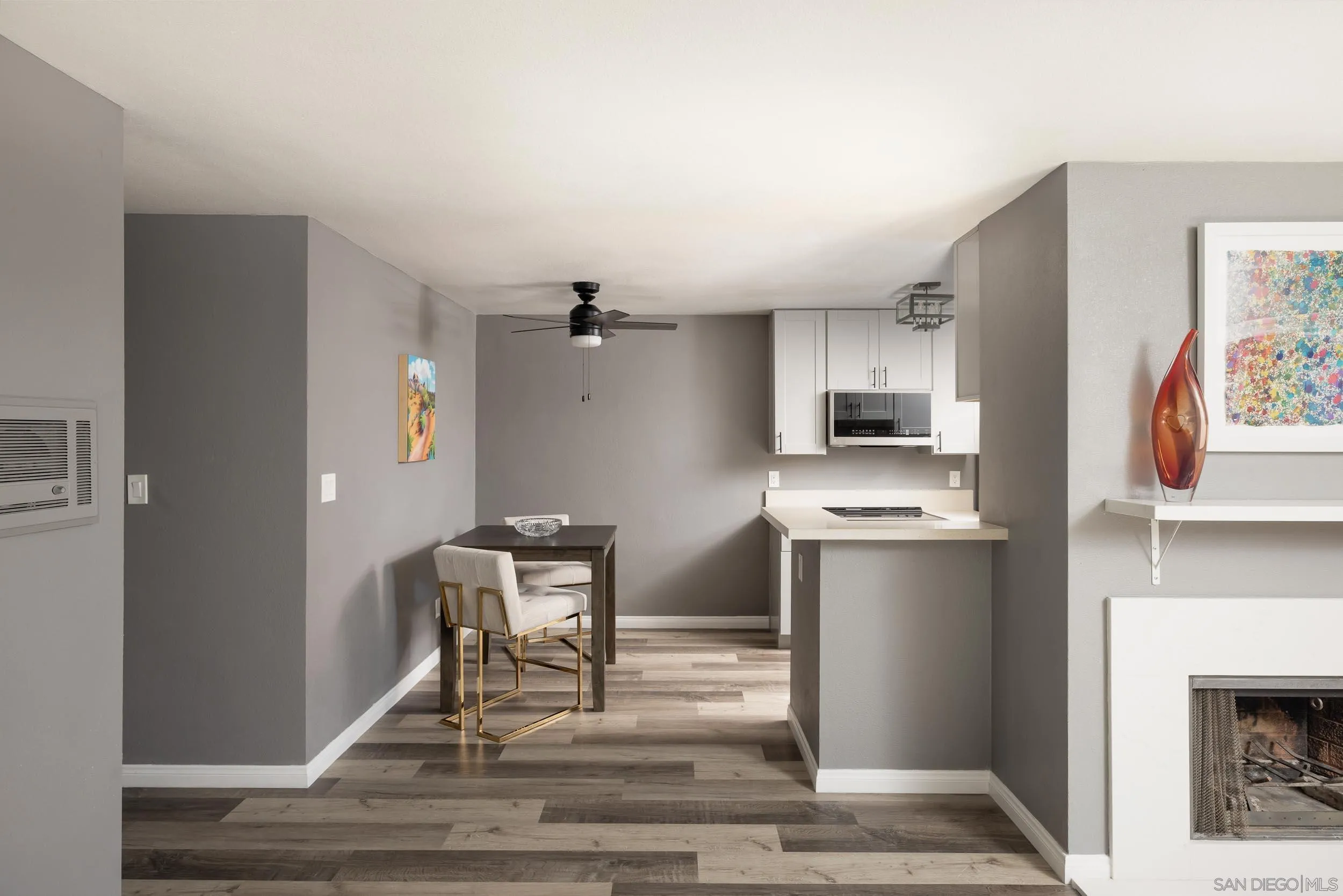 4745 W Mountain View Dr # 2