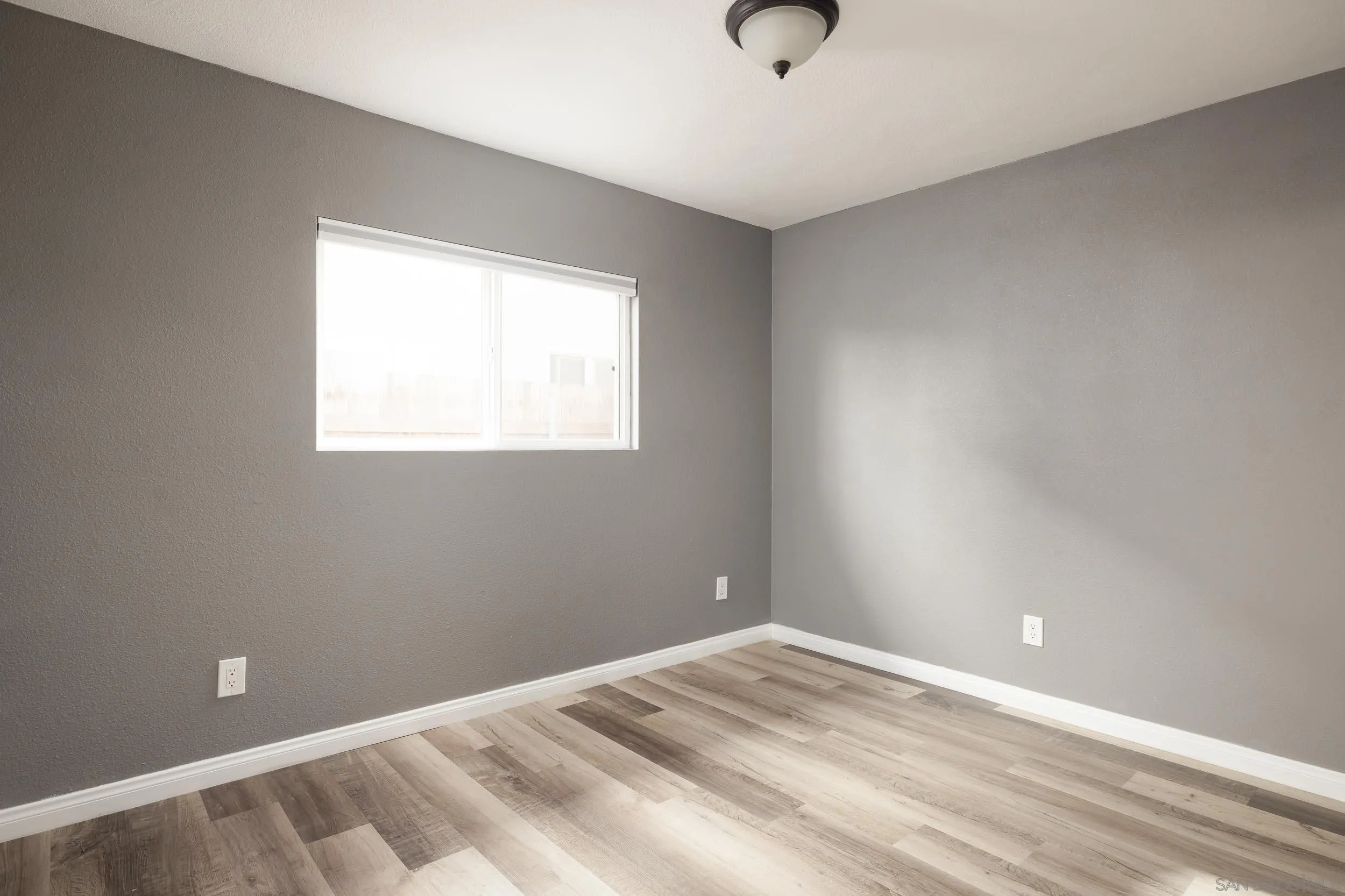 4745 W Mountain View Dr # 2