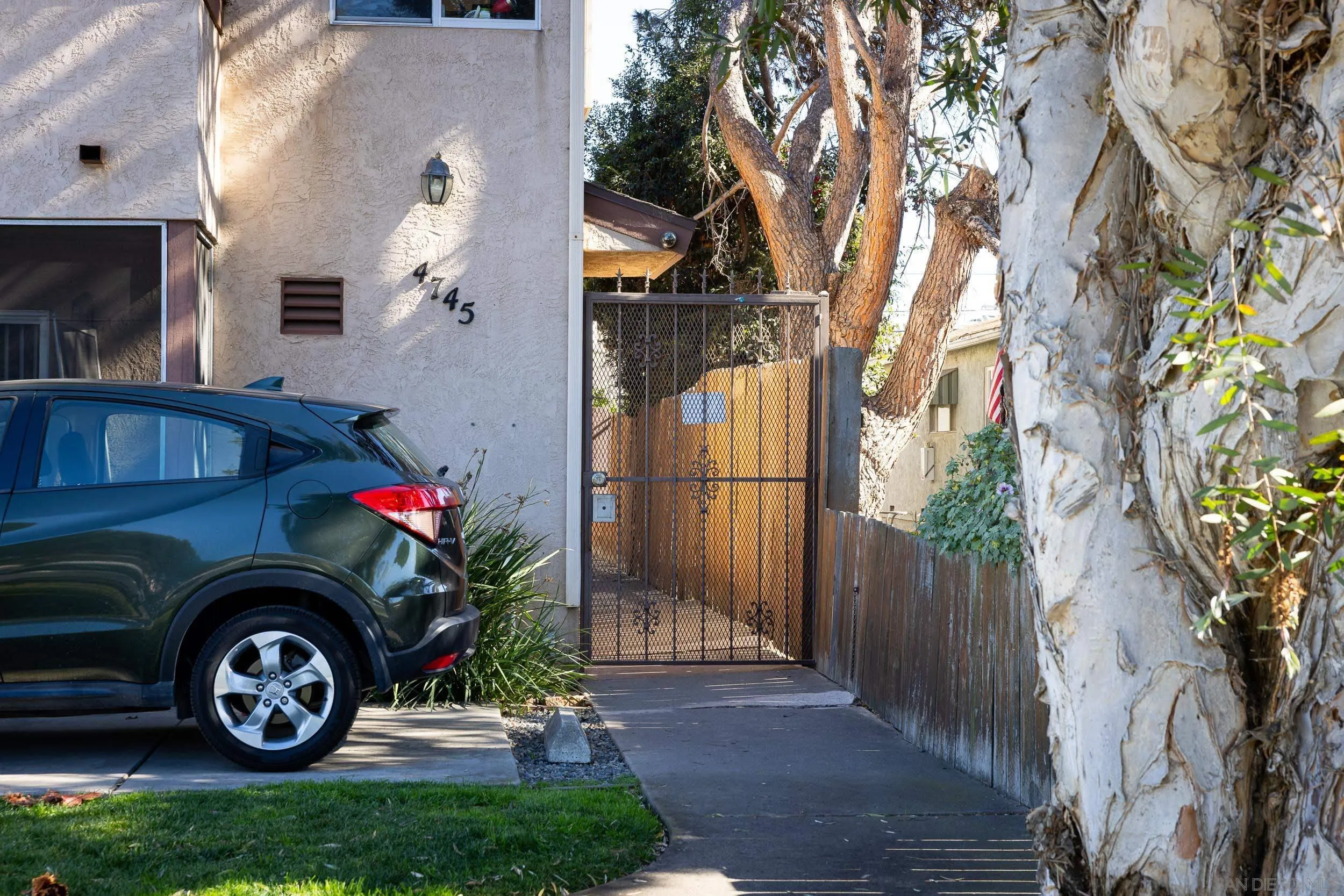 4745 W Mountain View Dr # 2