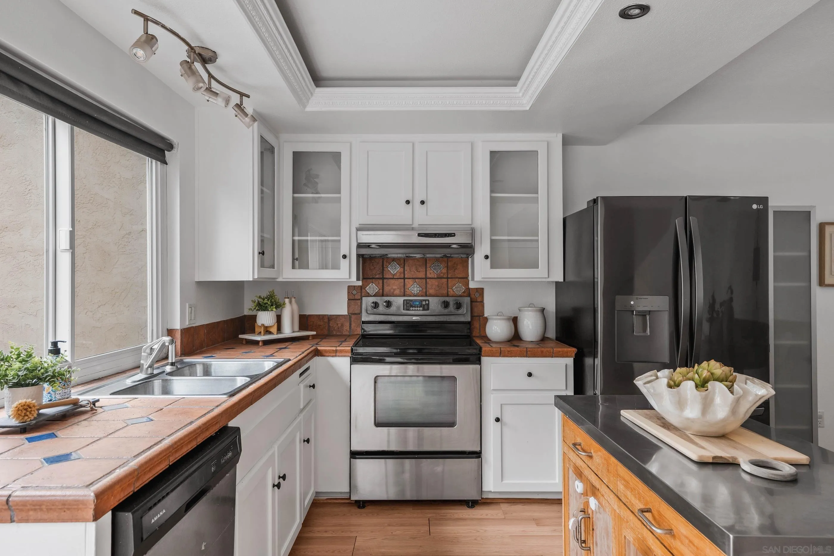 7708 Nightingale Way