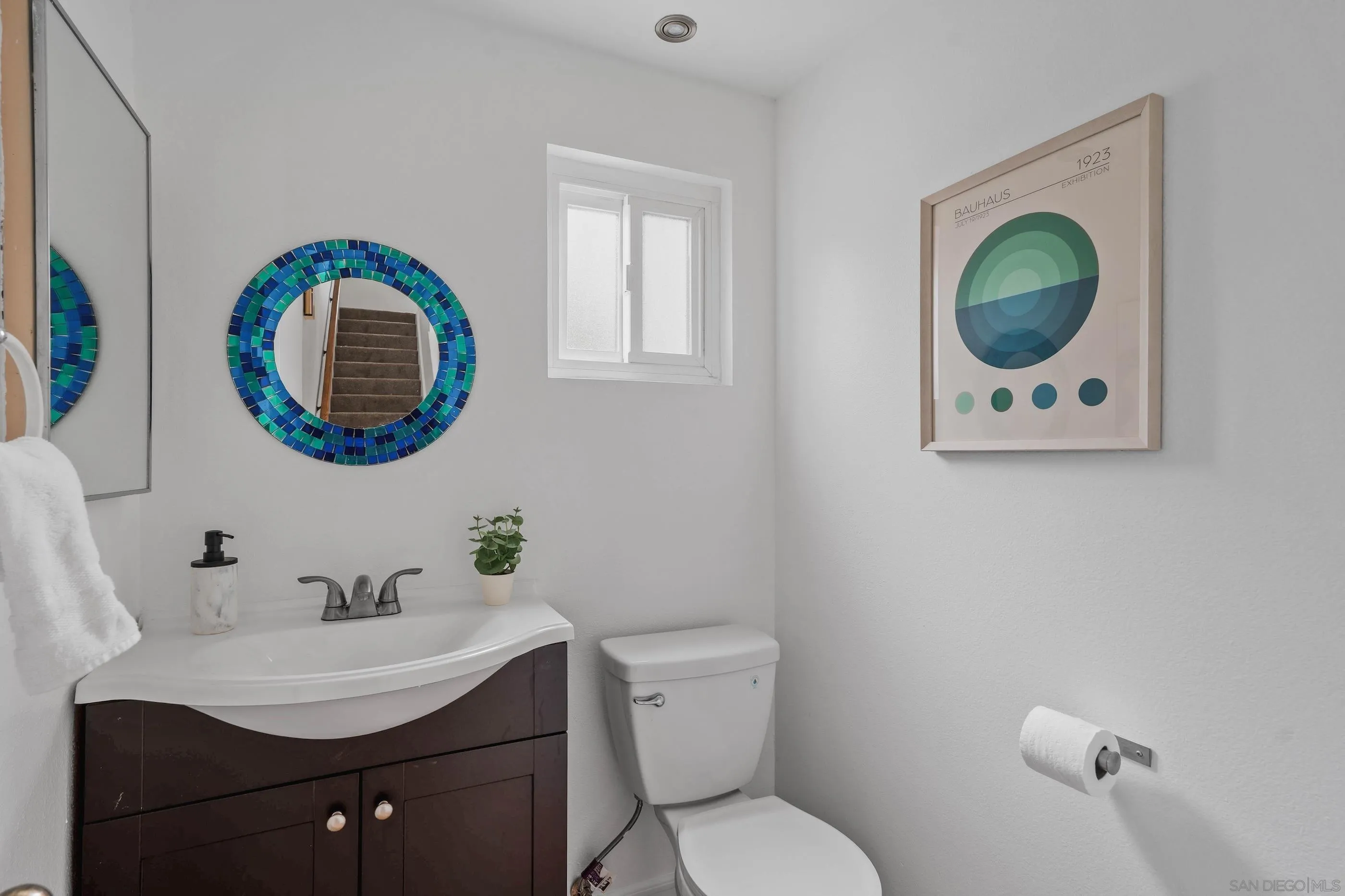 7708 Nightingale Way