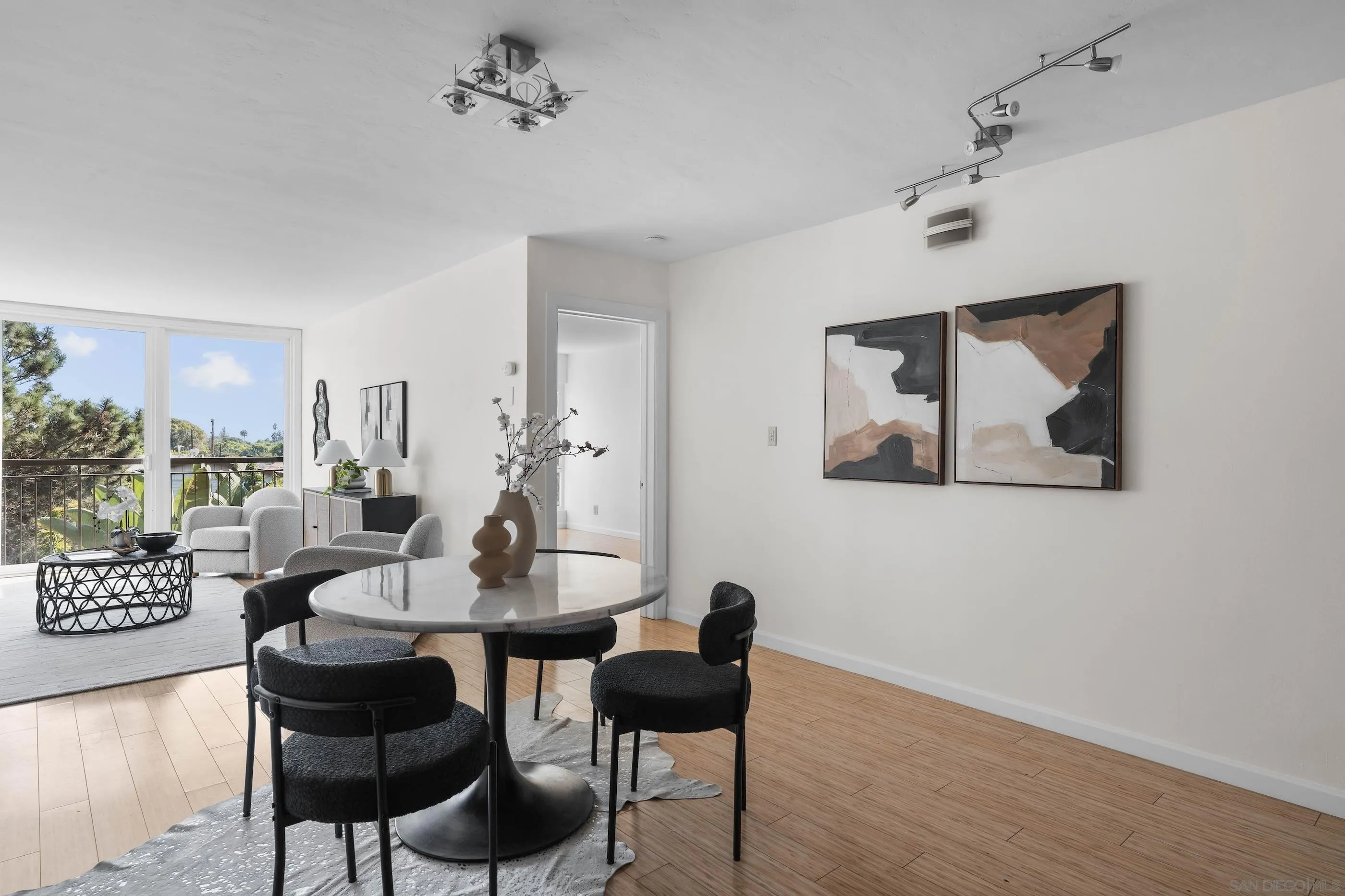 2266 Grand Ave Unit 31