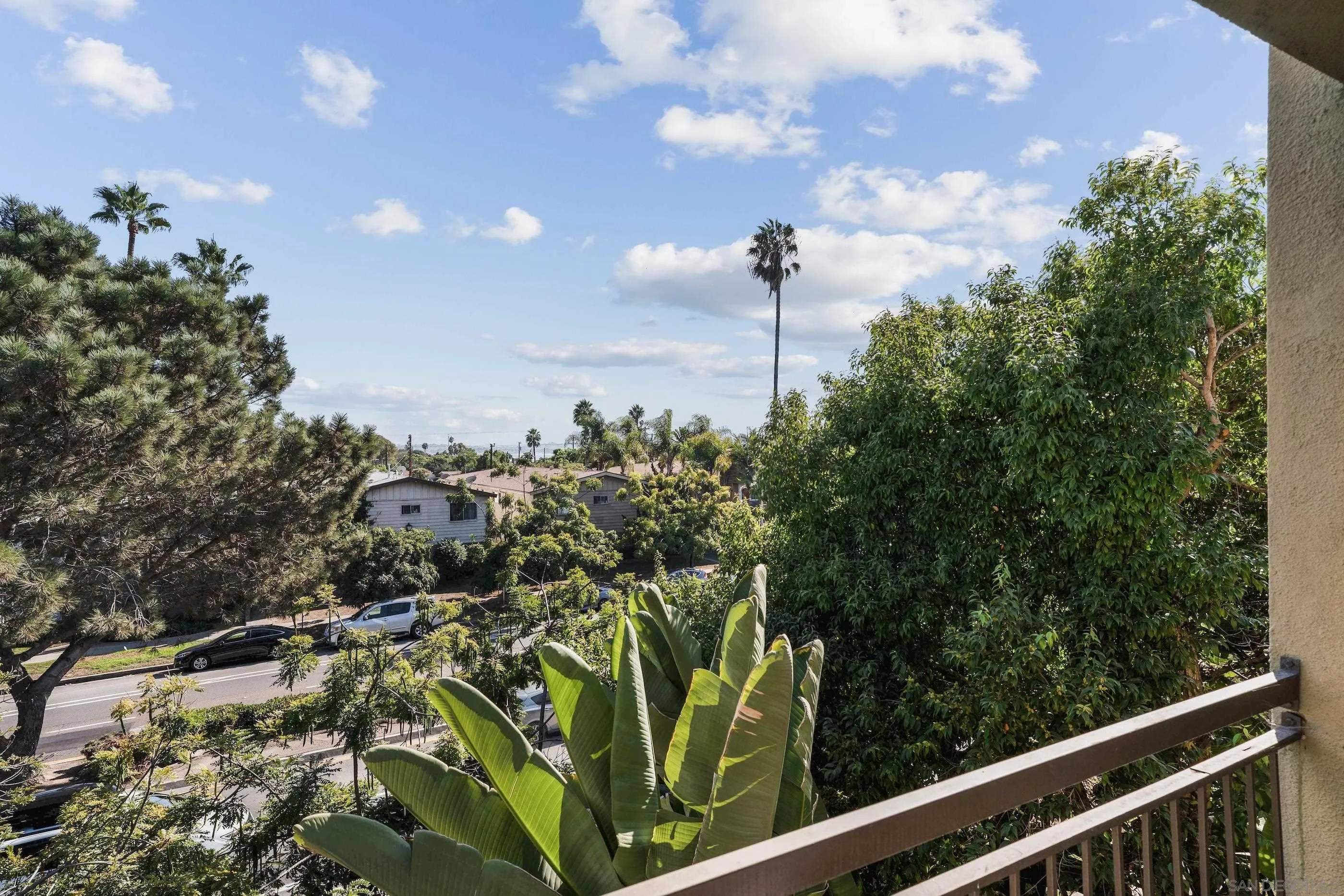2266 Grand Ave Unit 31