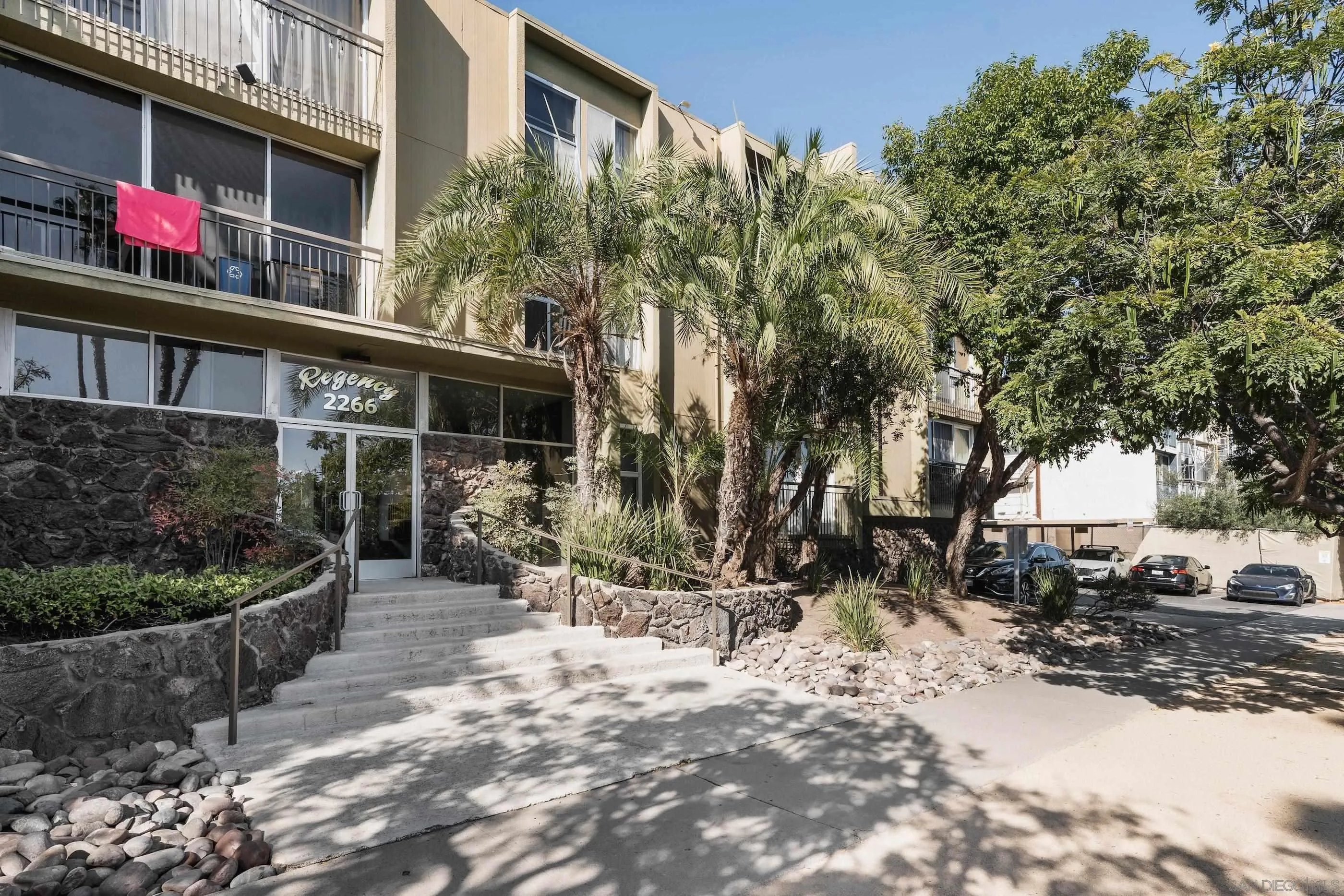 2266 Grand Ave Unit 31