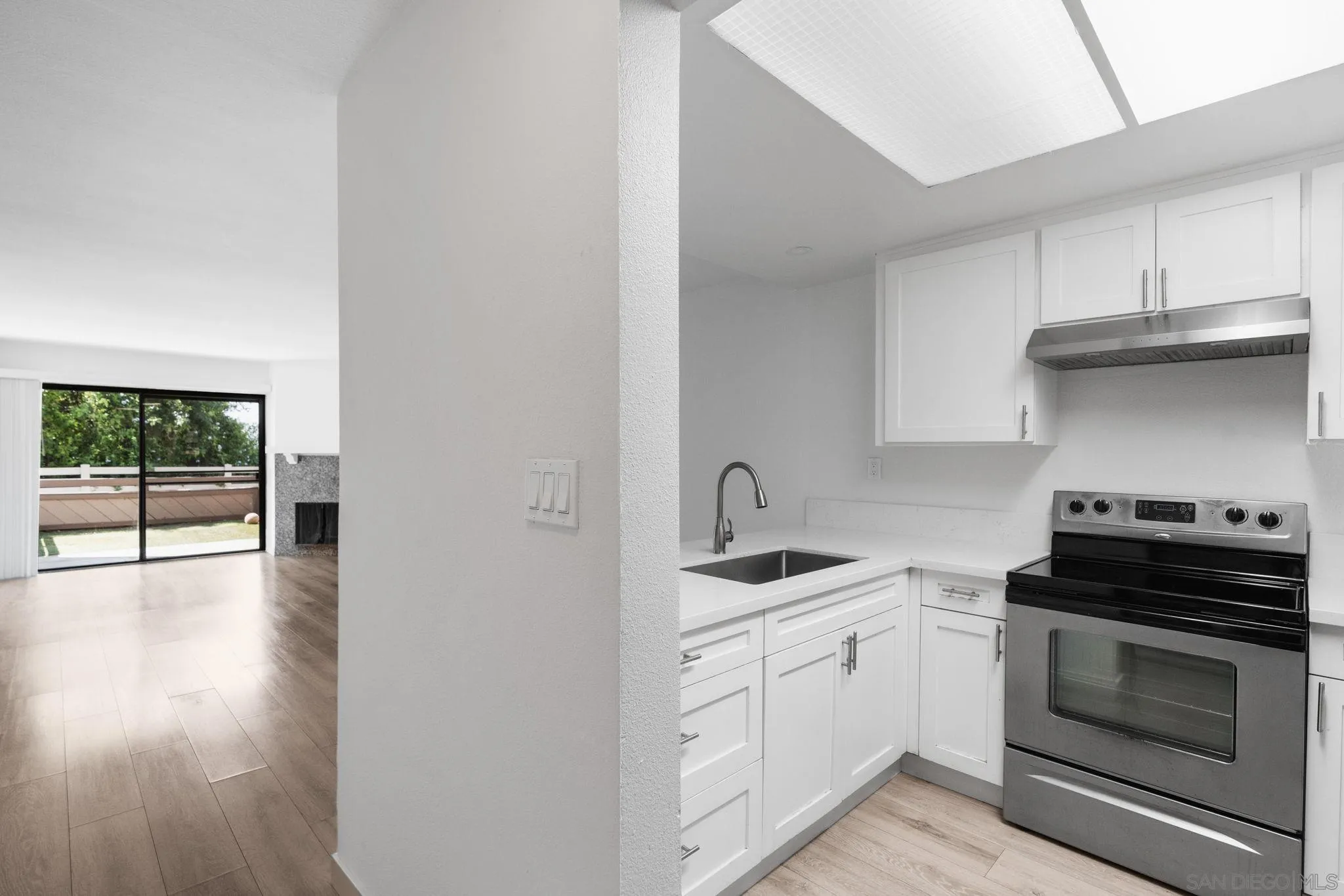 1687 Melrose Ave Unit D