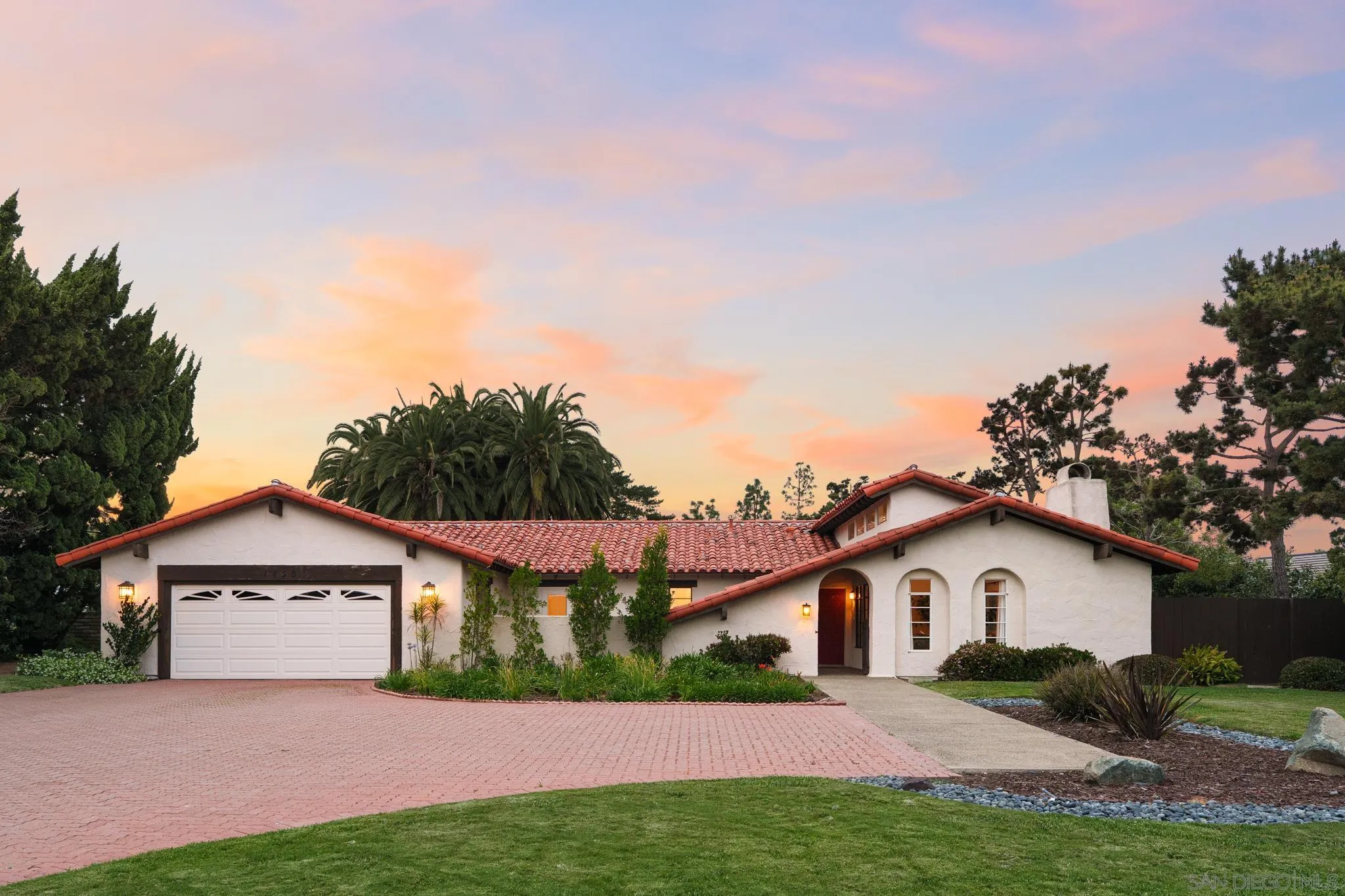 1450 Highland Dr