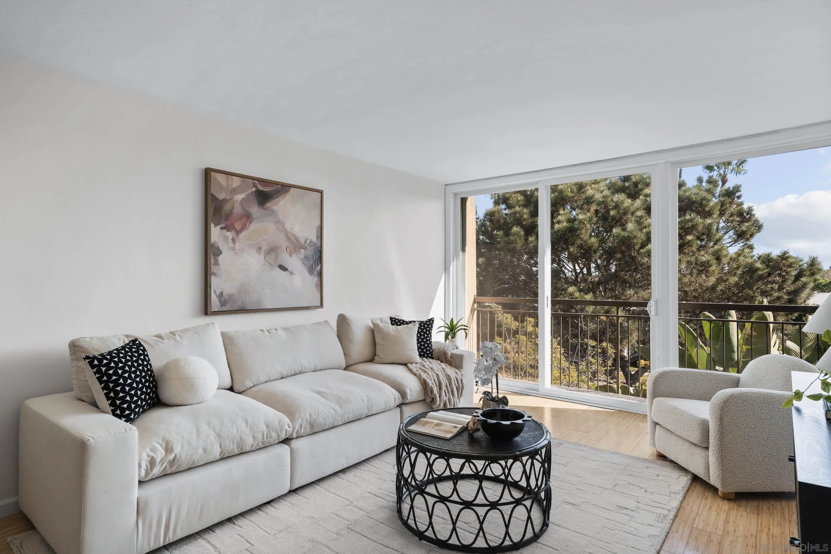 2266 Grand Ave Unit 31