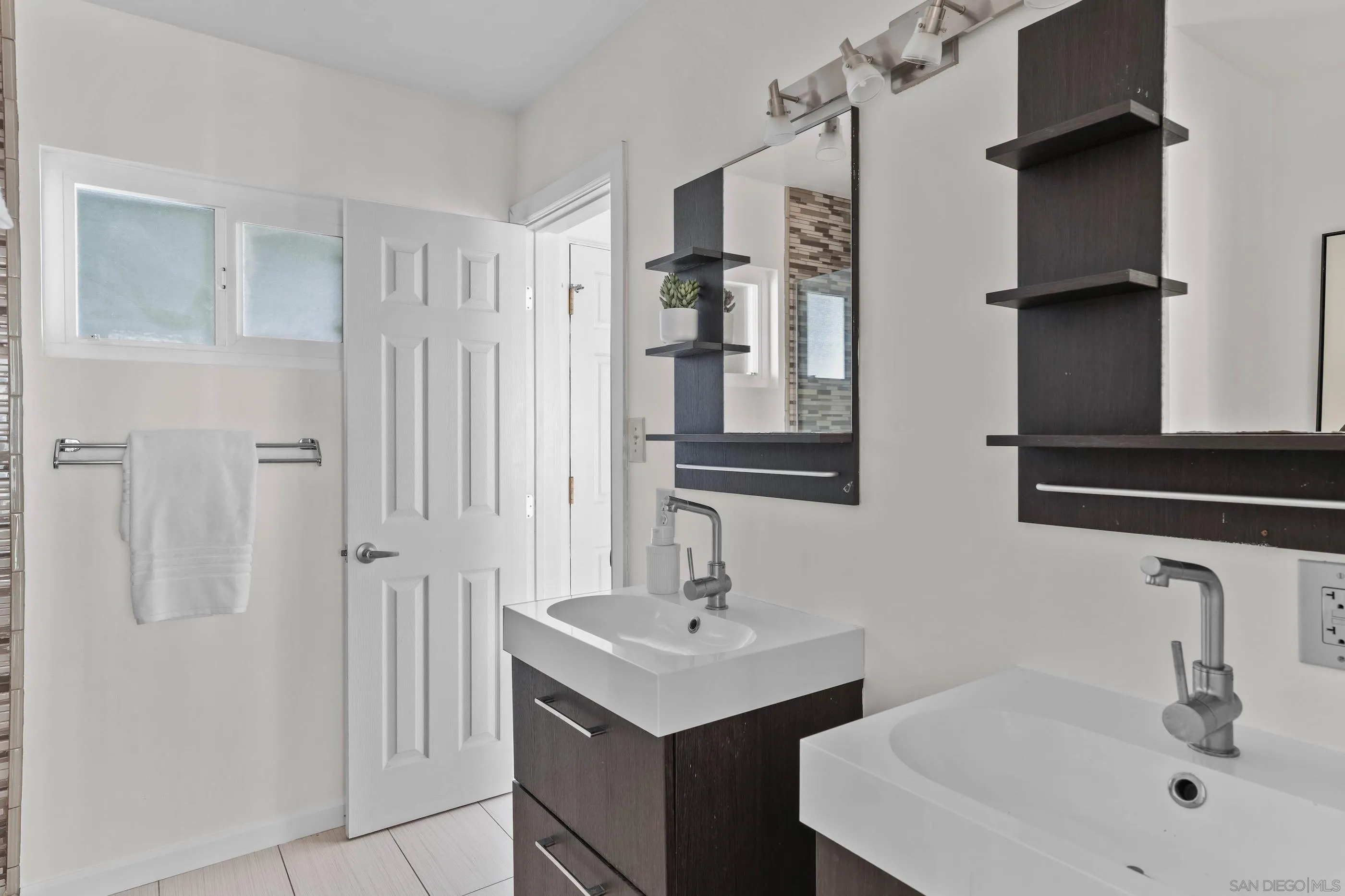 2266 Grand Ave Unit 31