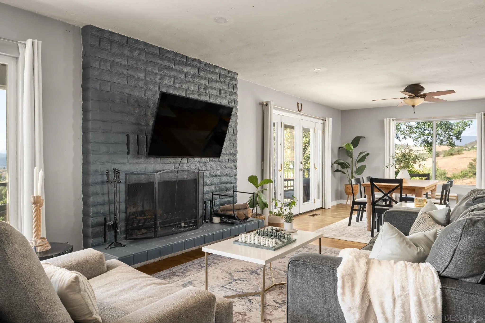 10889 San Gabriel Way