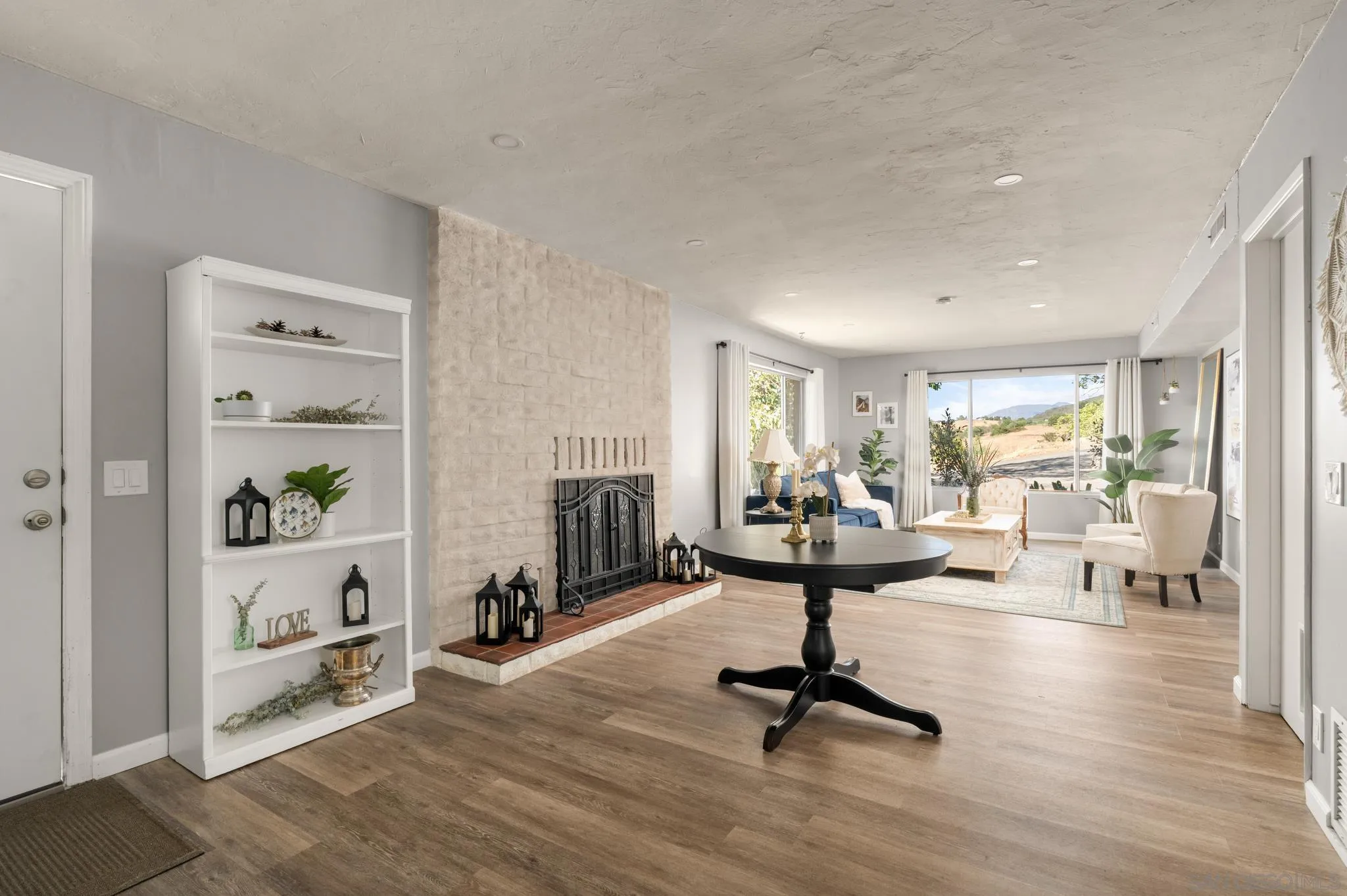 10889 San Gabriel Way