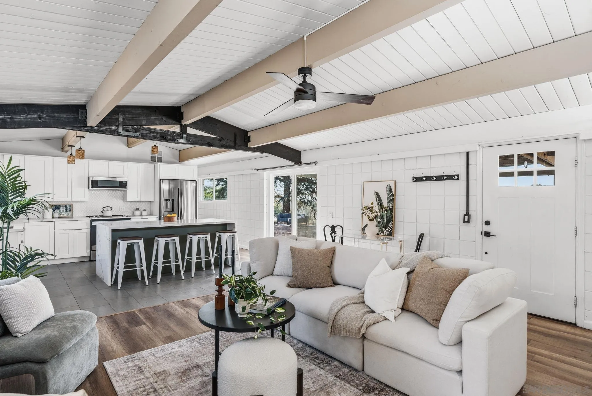 30562 Rolling Hills Dr.