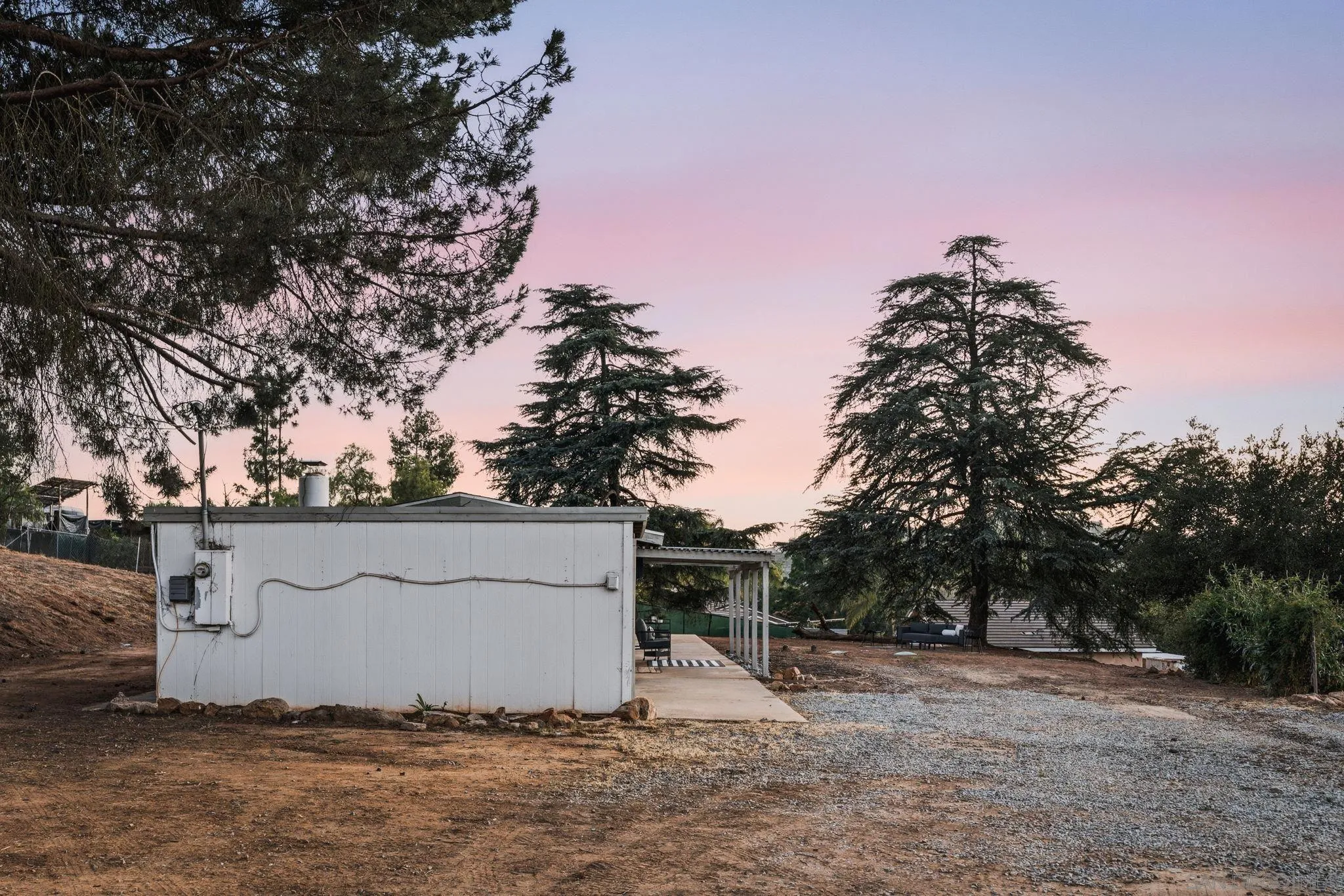30562 Rolling Hills Dr.