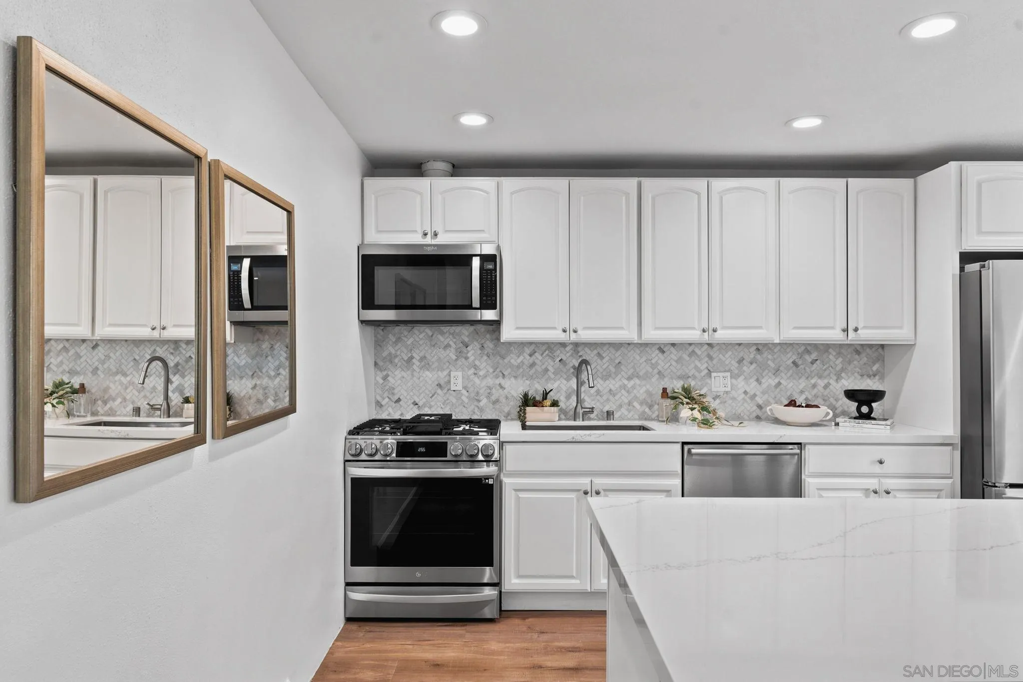 13754 Mango Dr Unit 103