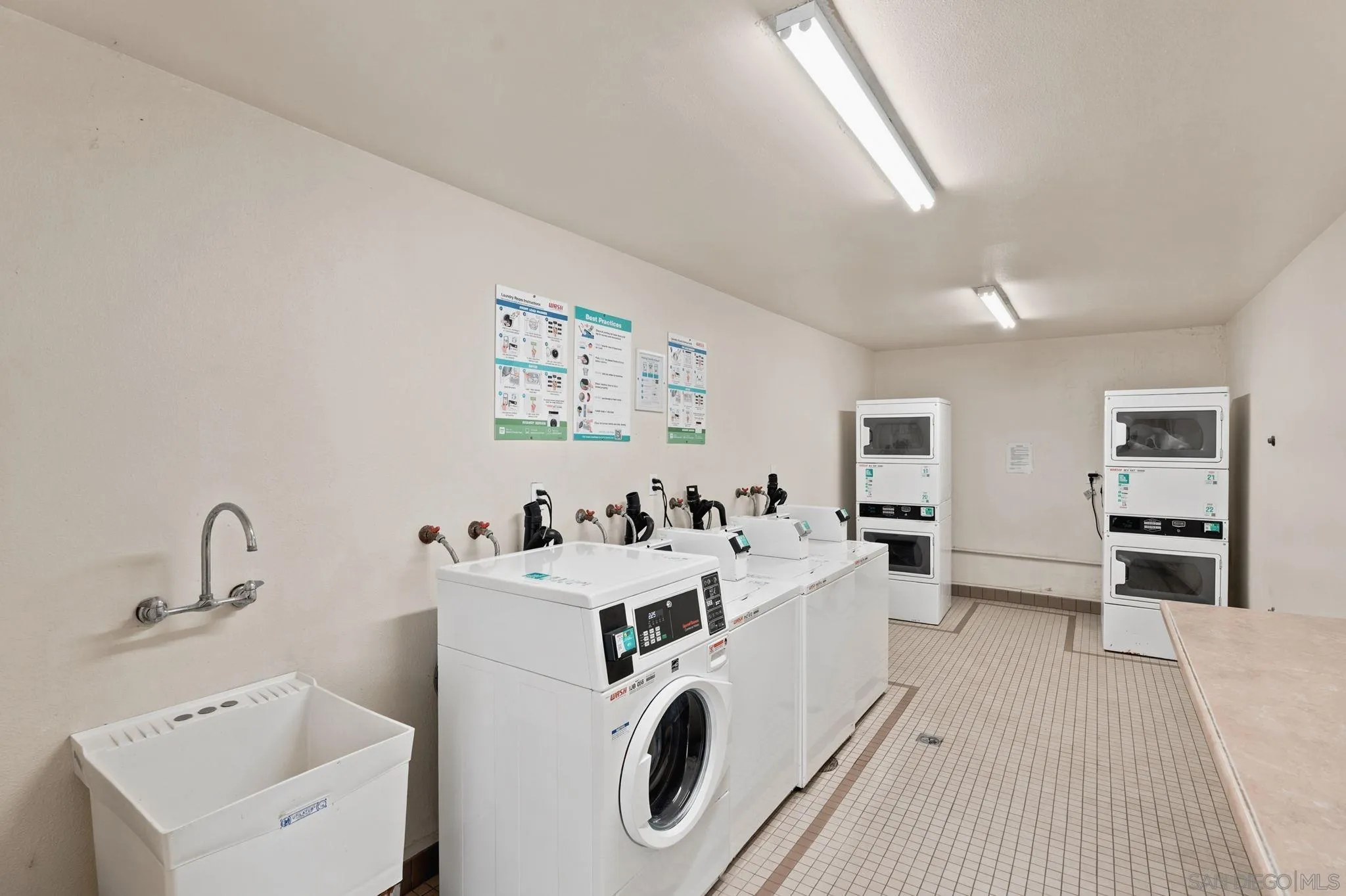 13754 Mango Dr Unit 103