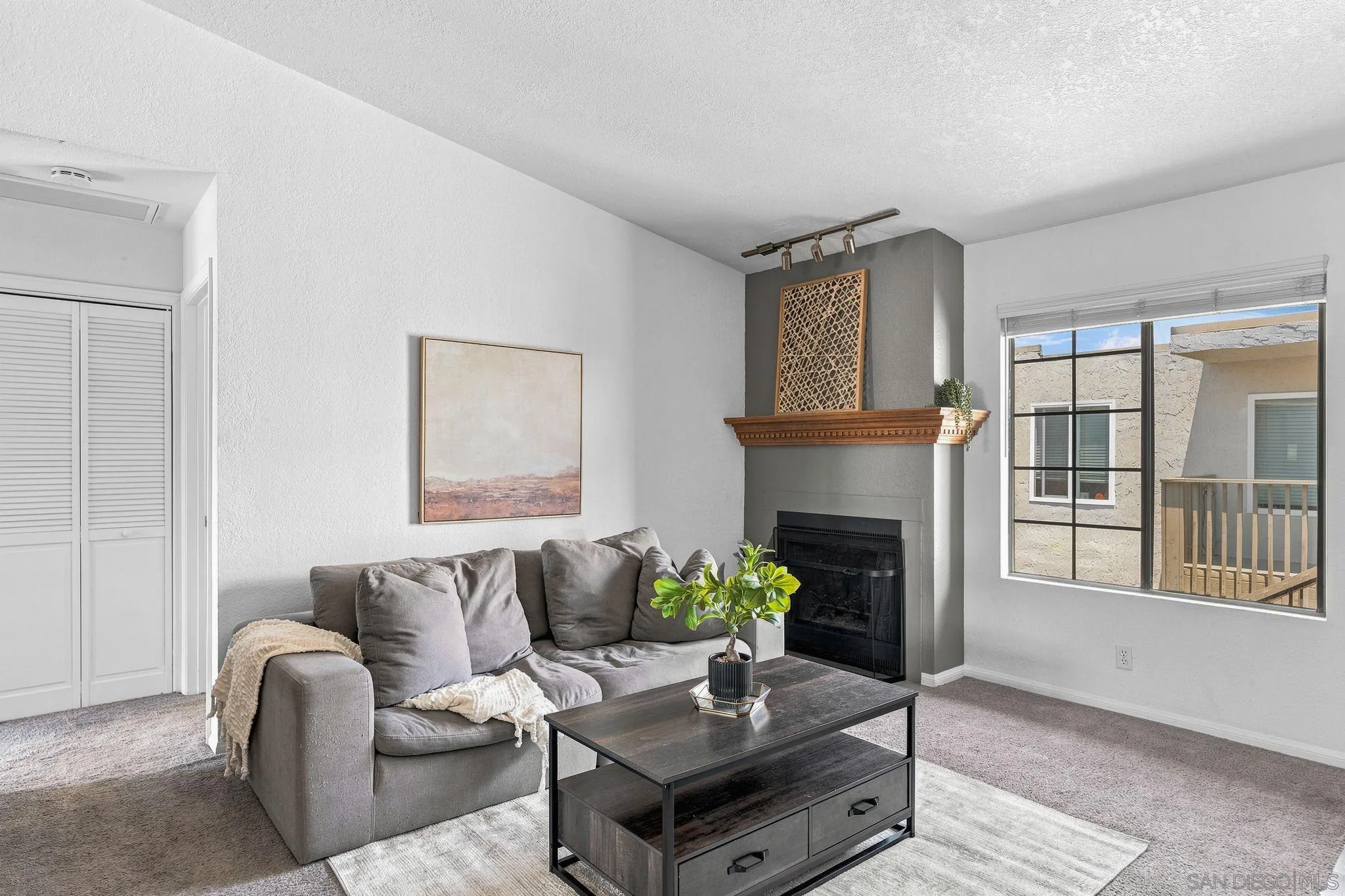 4077 Illinois St Unit 5