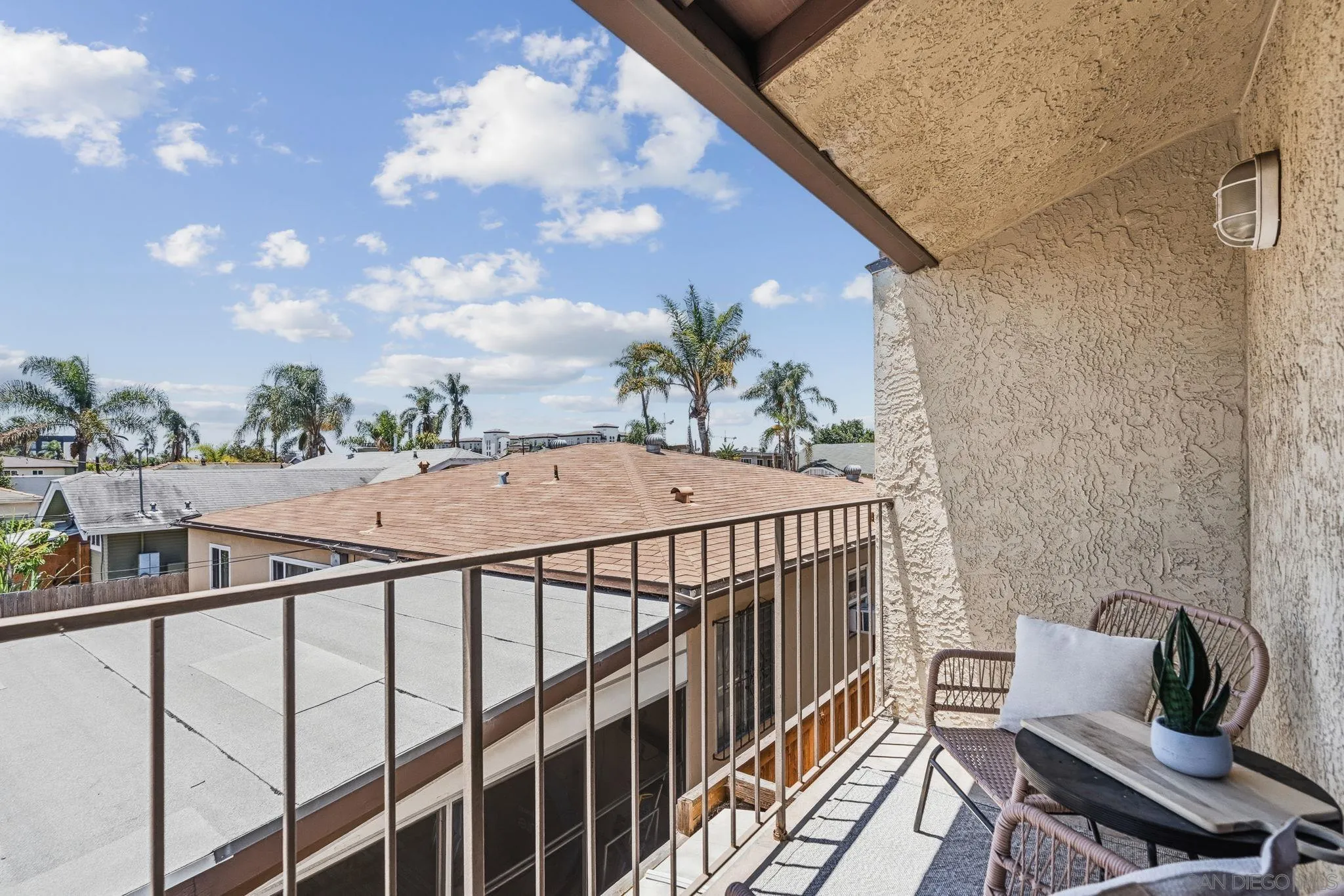 4077 Illinois St Unit 5