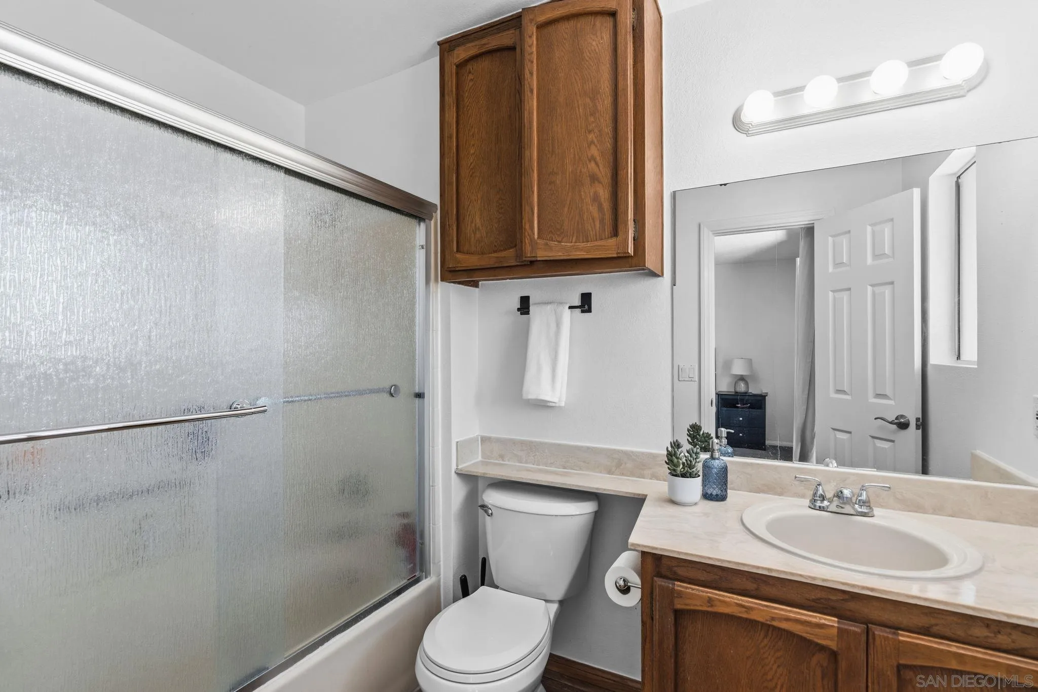 4077 Illinois St Unit 5