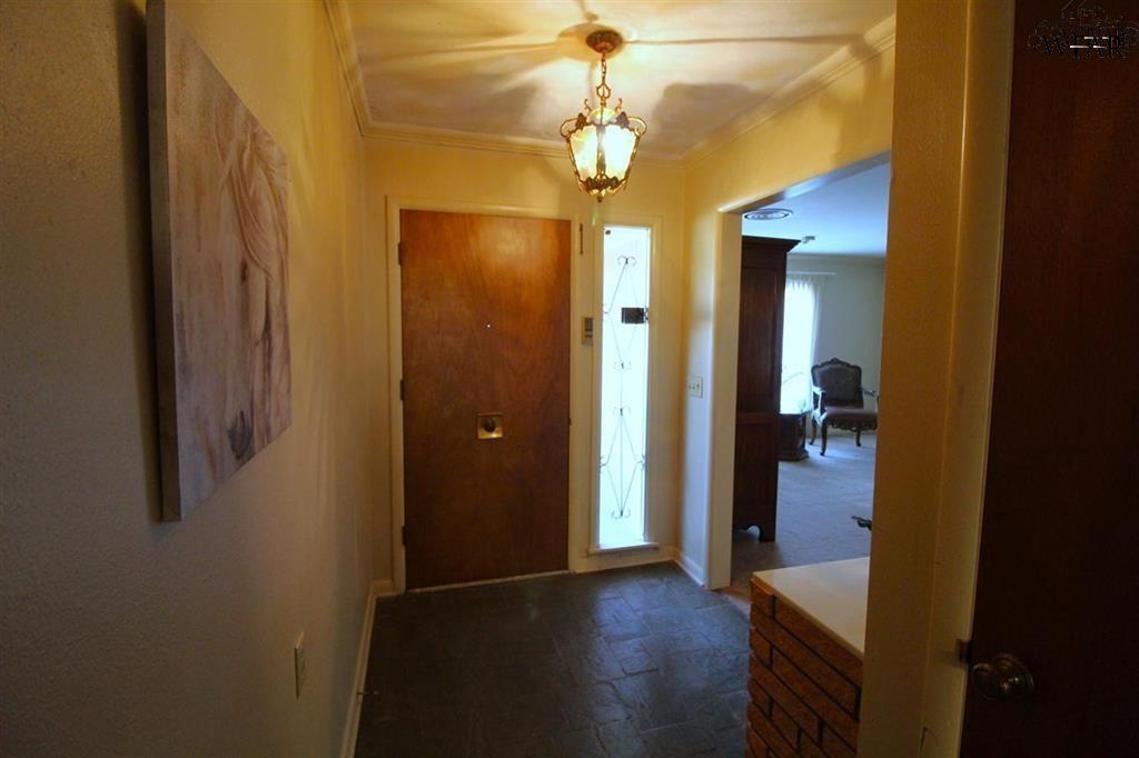 101 W ANDERSON AVENUE
