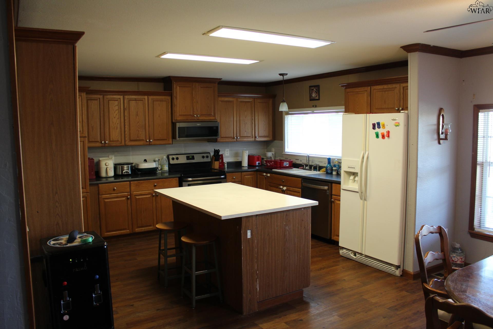 4567 W ARROWHEAD DRIVE