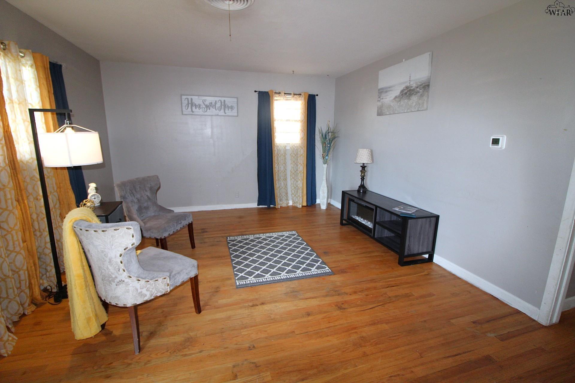 4949 S LAKE PARK DRIVE