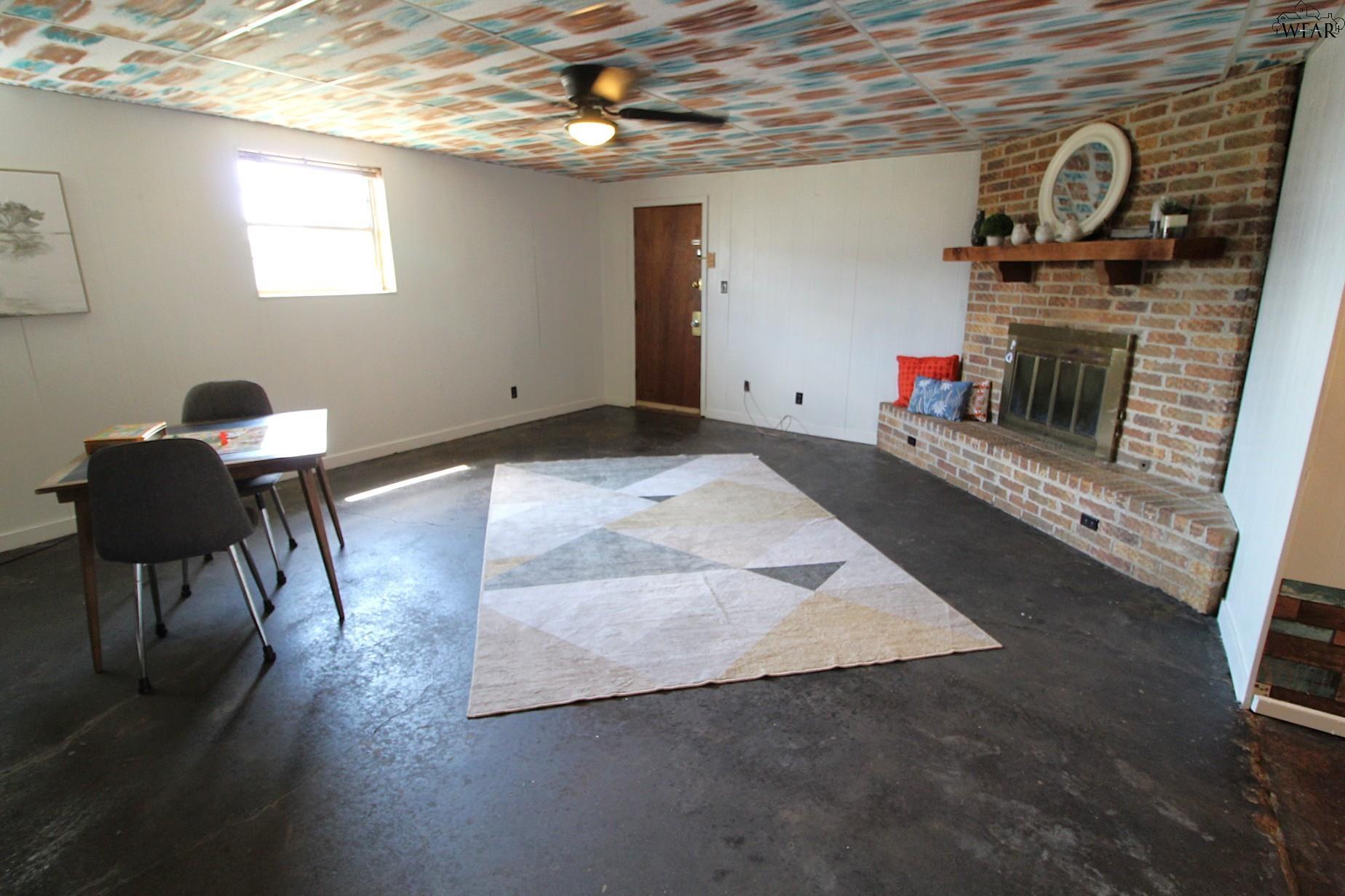 4949 S LAKE PARK DRIVE