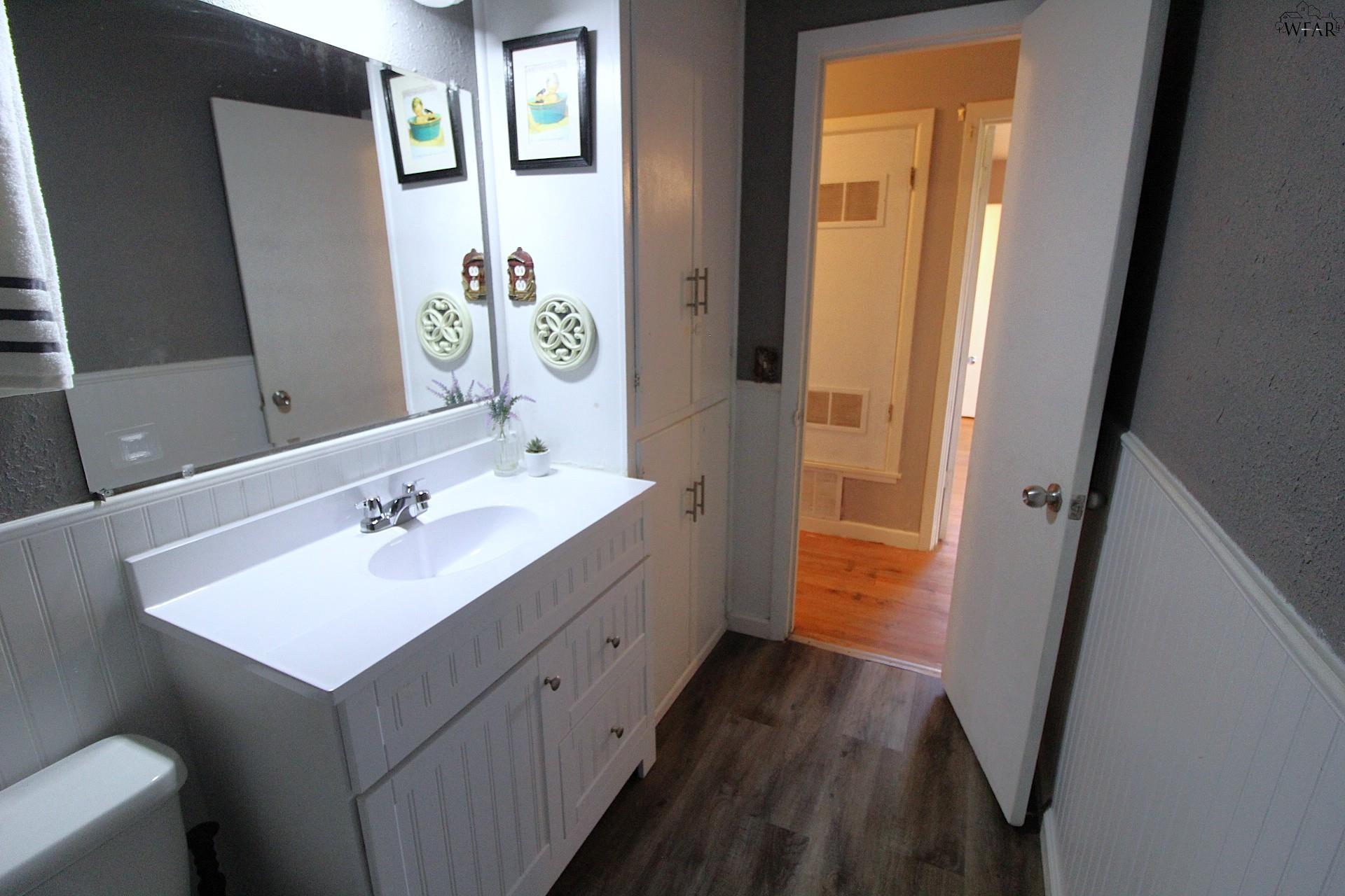 4949 S LAKE PARK DRIVE