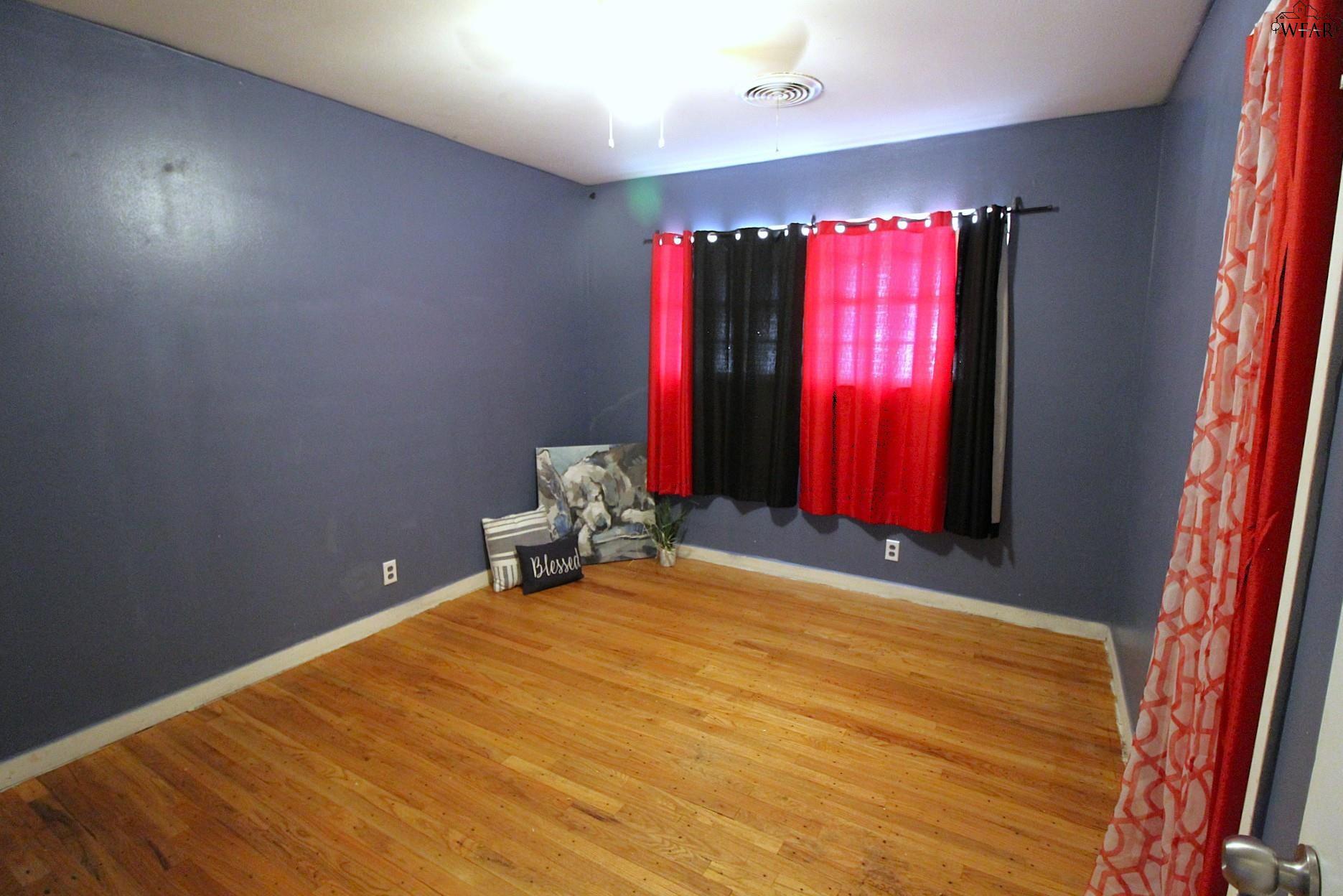 4949 S LAKE PARK DRIVE