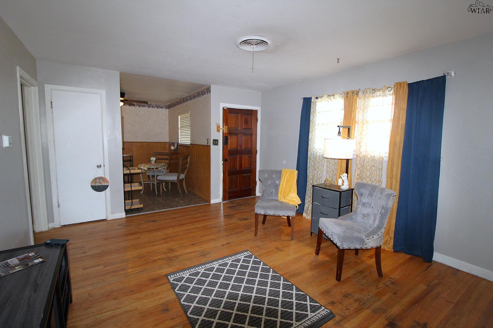 4949 S LAKE PARK DRIVE