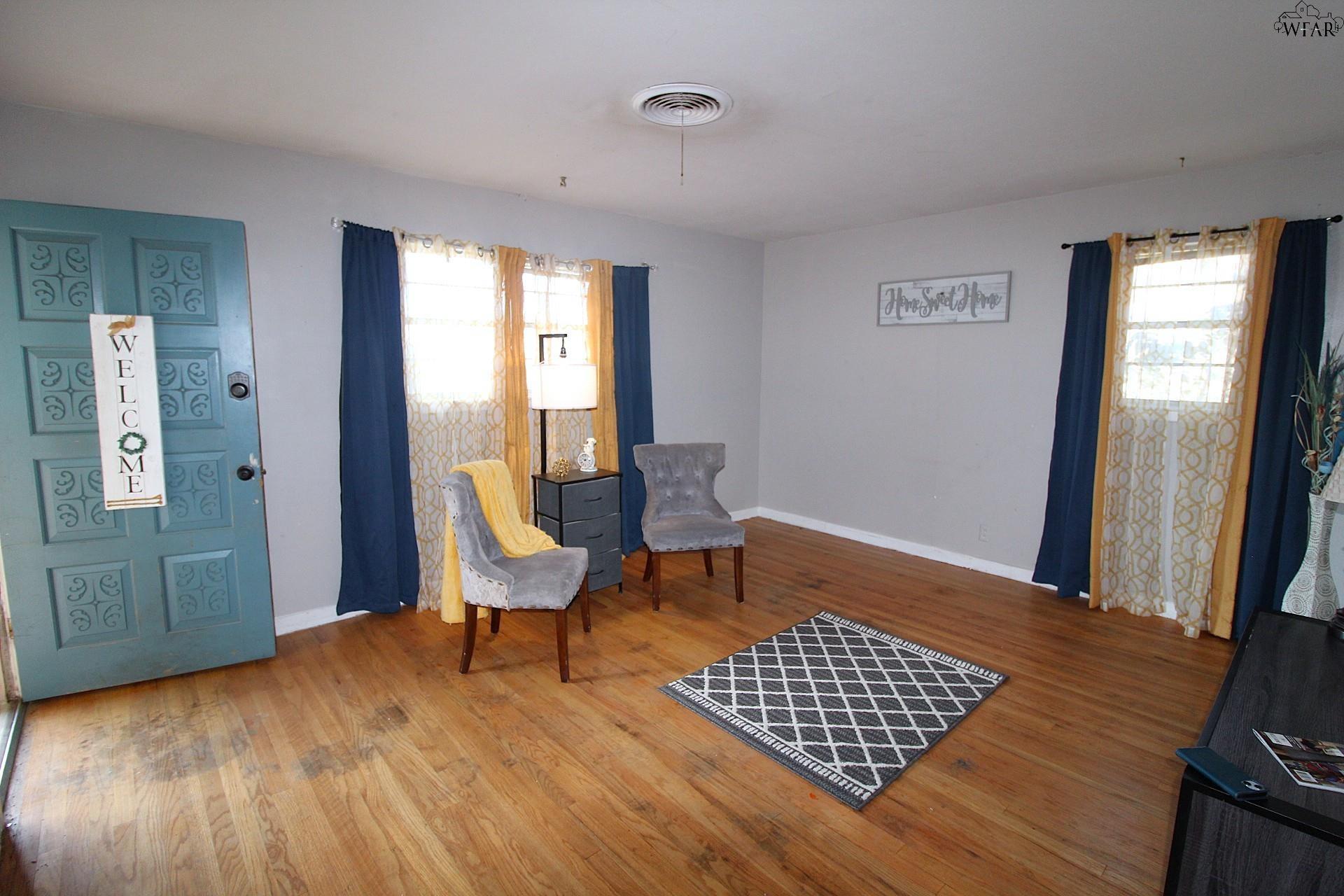 4949 S LAKE PARK DRIVE