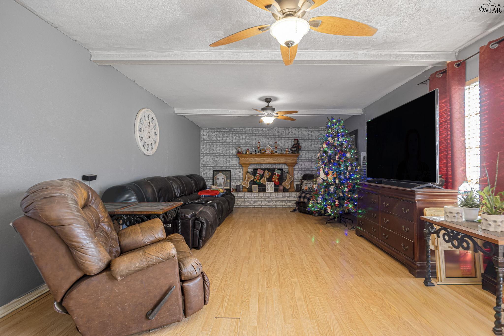 1309 OAKHURST DRIVE