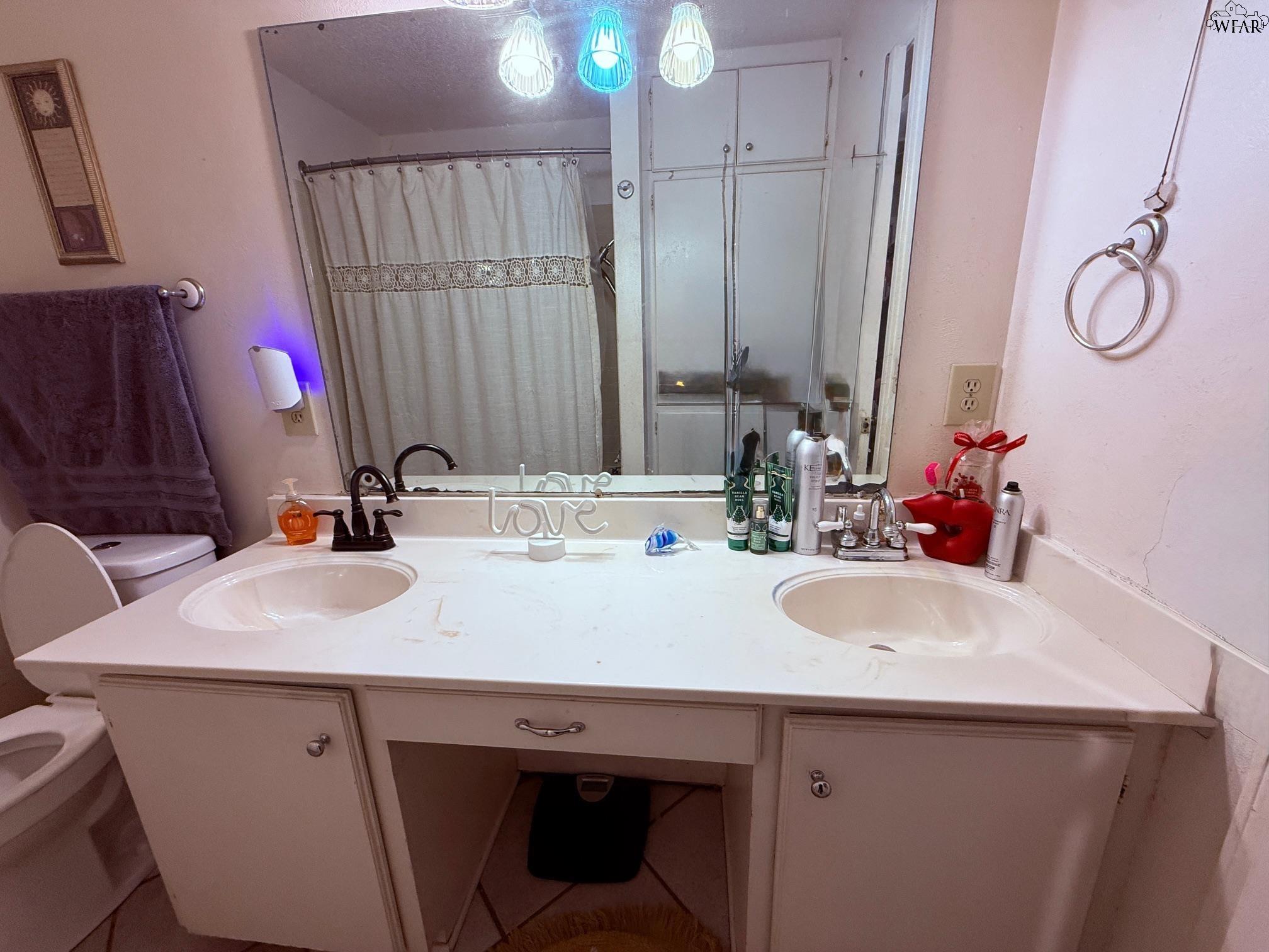 1309 OAKHURST DRIVE