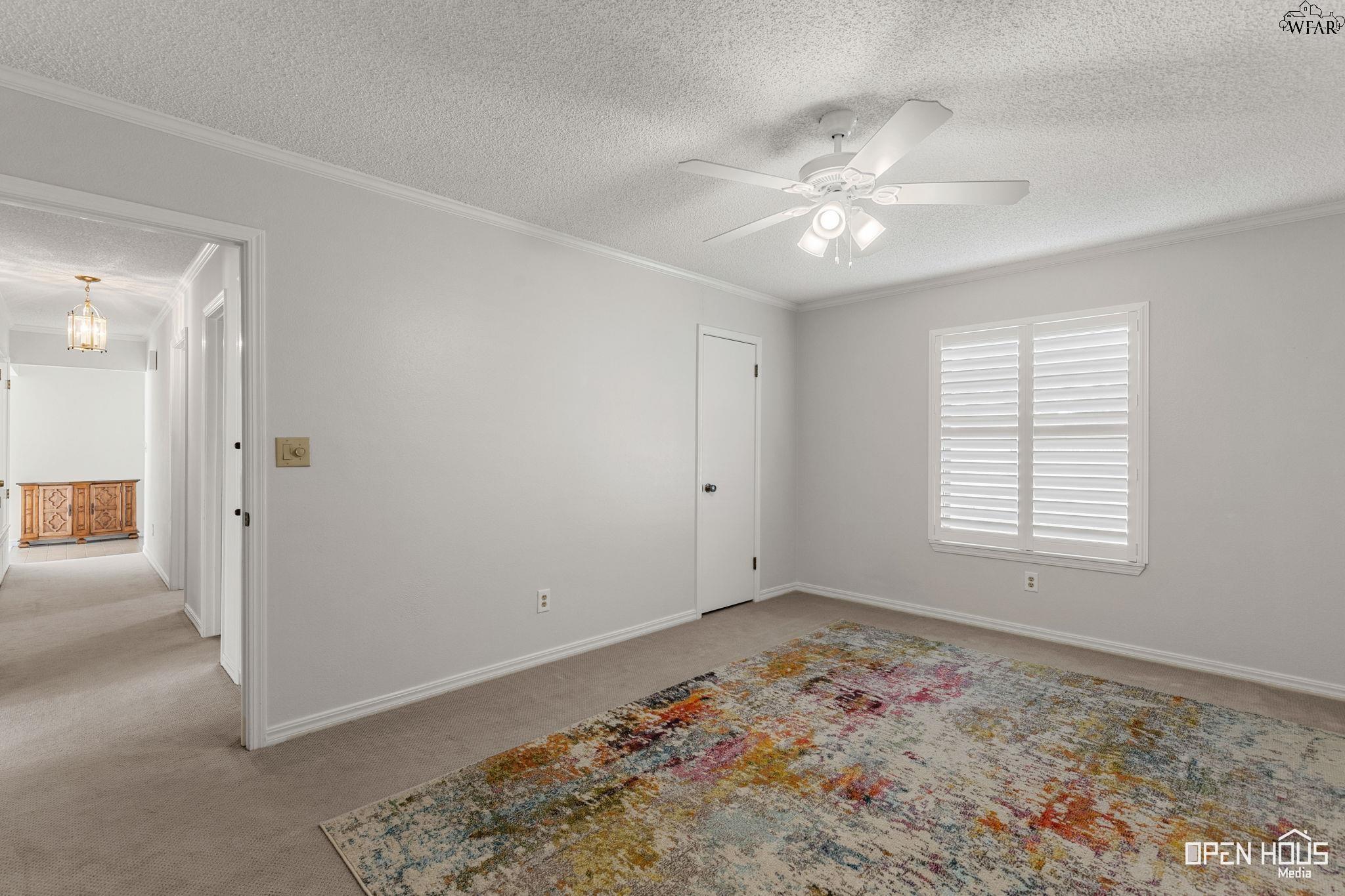 1701 E SPRING STREET